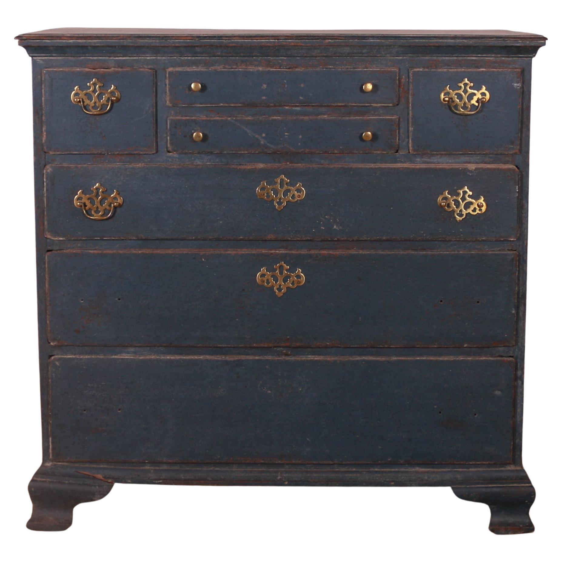 18th Century English Oak Chest of Drawers at 1stDibs