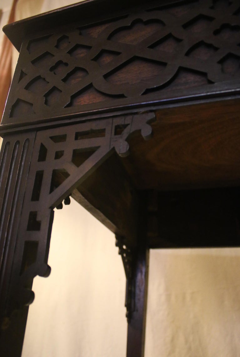 18th Century English Chinese Chippendale Console Table For Sale 4