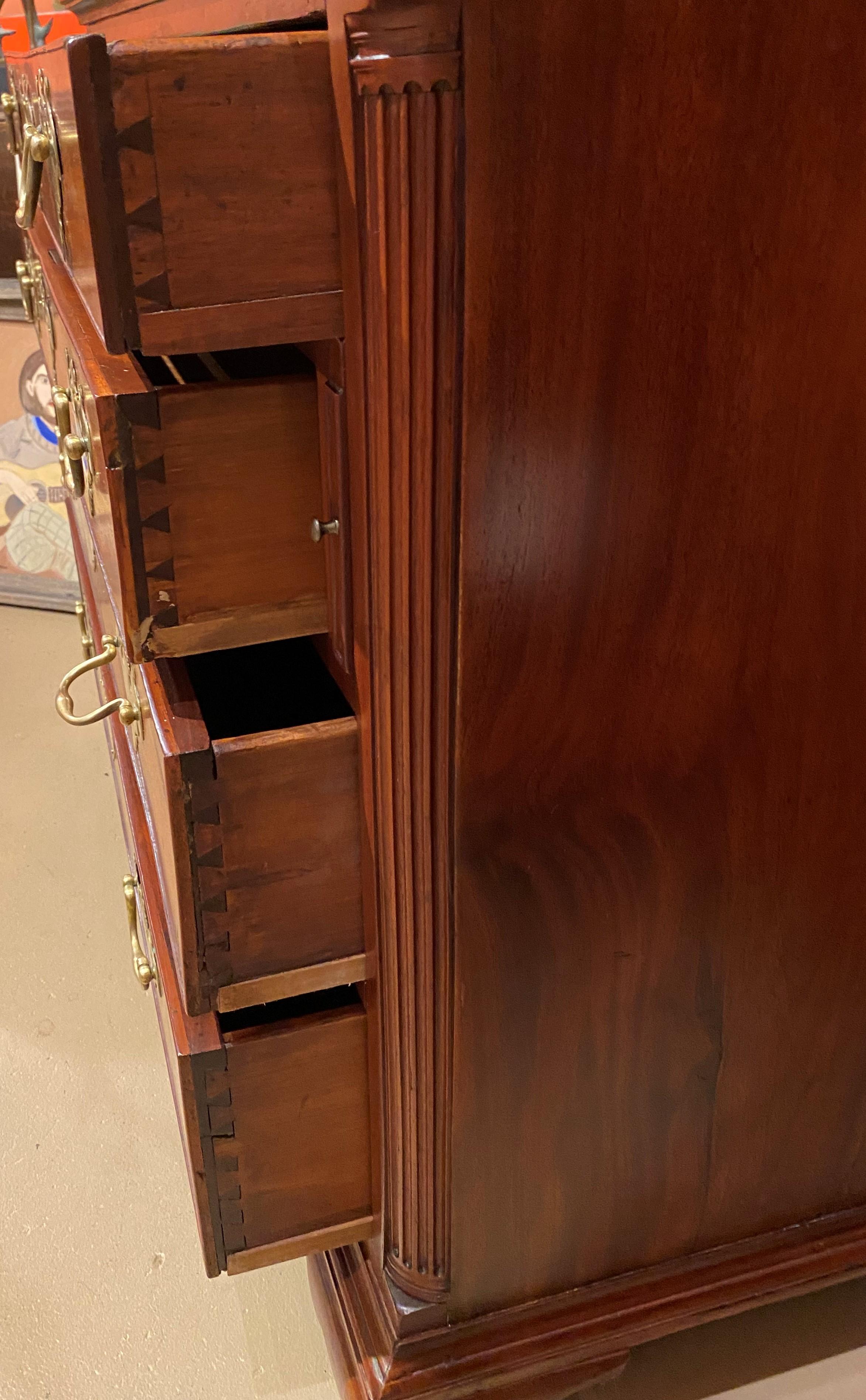 18th Century English Chippendale Mahogany Chest with Desk Drawer For Sale 5