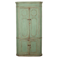 Credenza angolare inglese del XVIII secolo