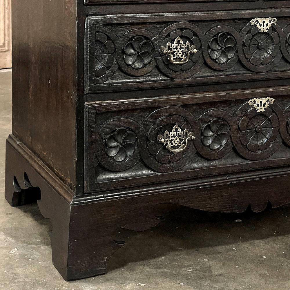 18th Century English Country Secretary in Hand-Carved Oak For Sale 5