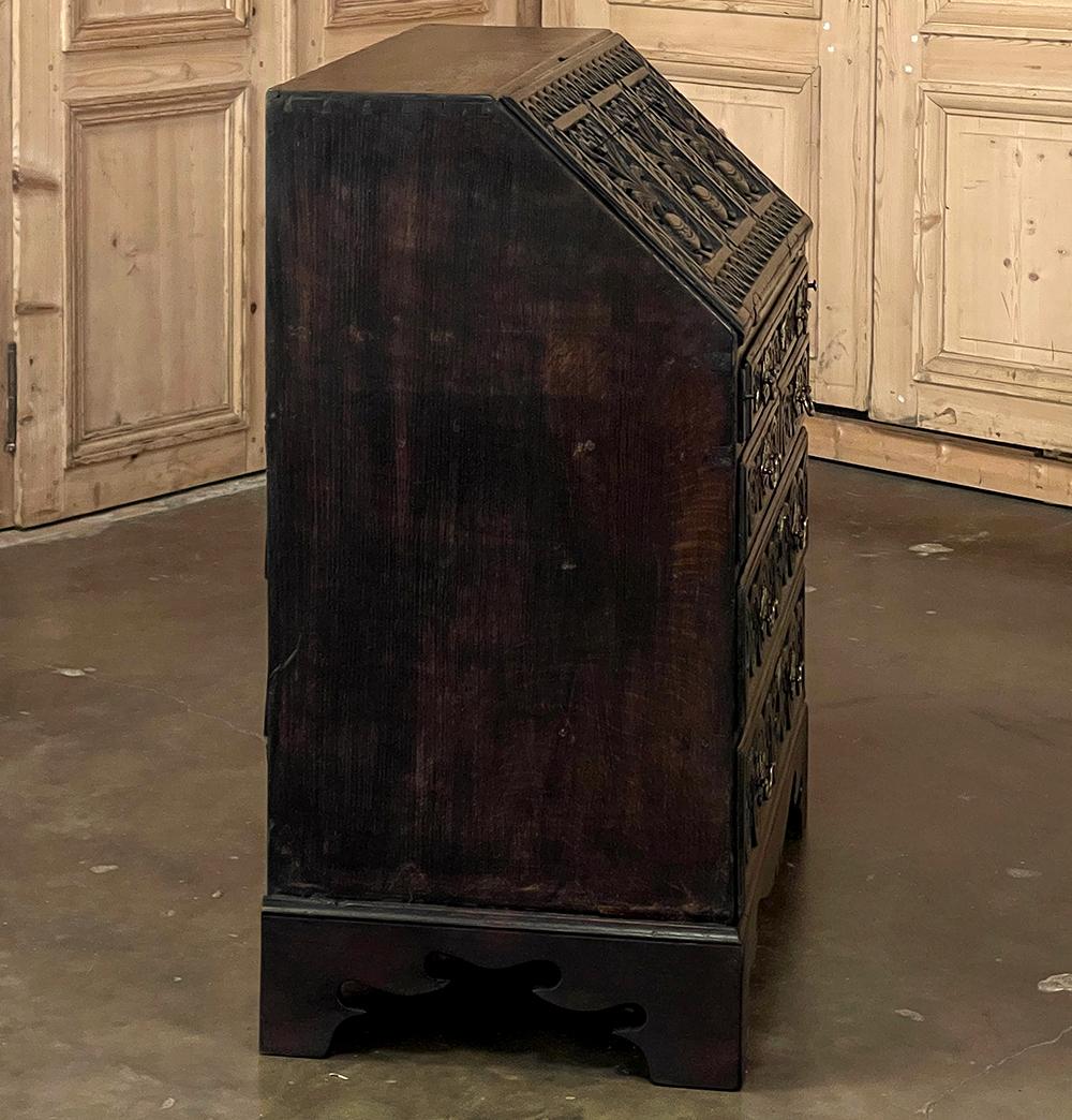 18th Century English Country Secretary in Hand-Carved Oak For Sale 10