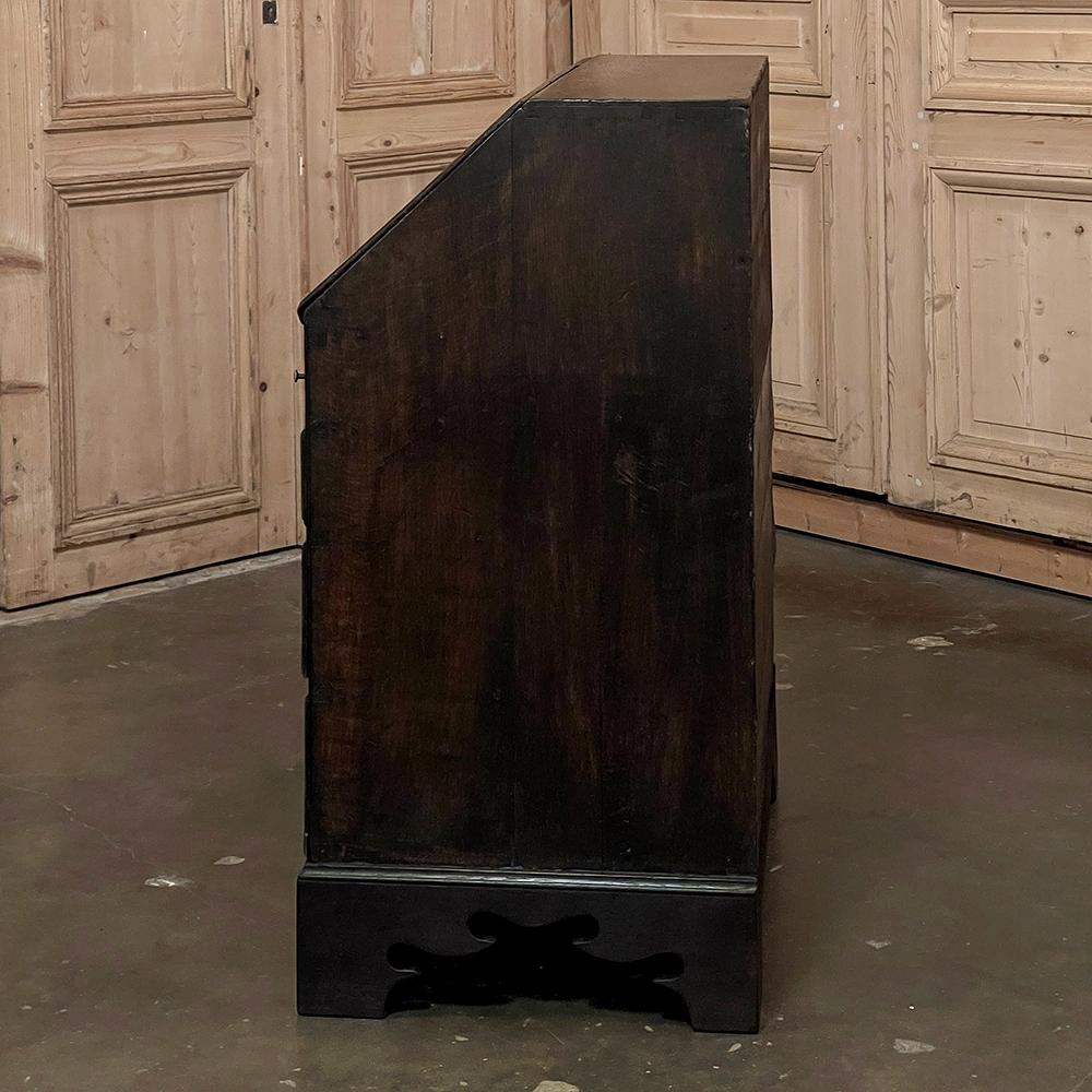 18th Century English Country Secretary in Hand-Carved Oak For Sale 11