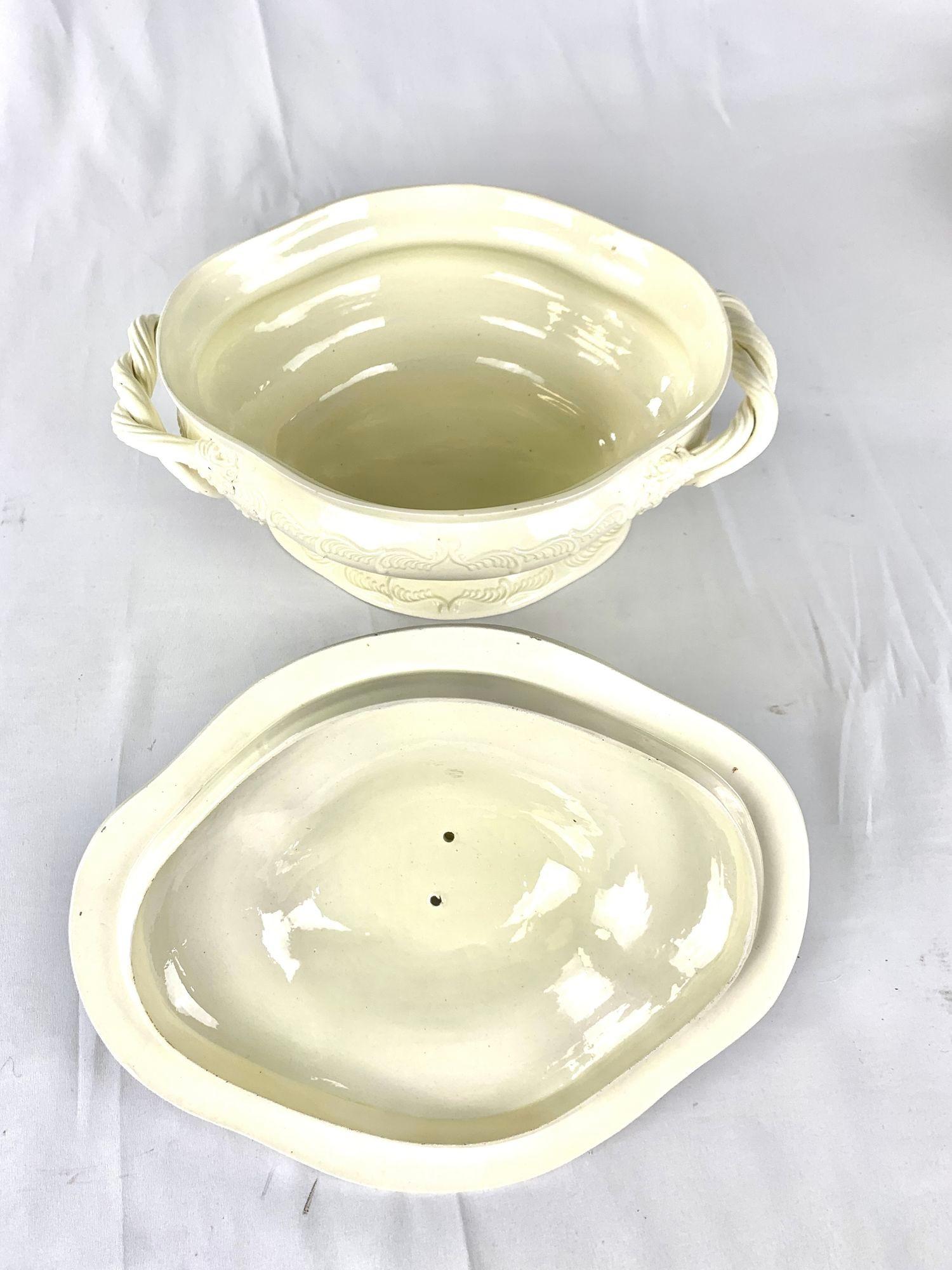 Sopera inglesa del siglo XVIII de Leeds Pottery Circa 1785 en venta 4