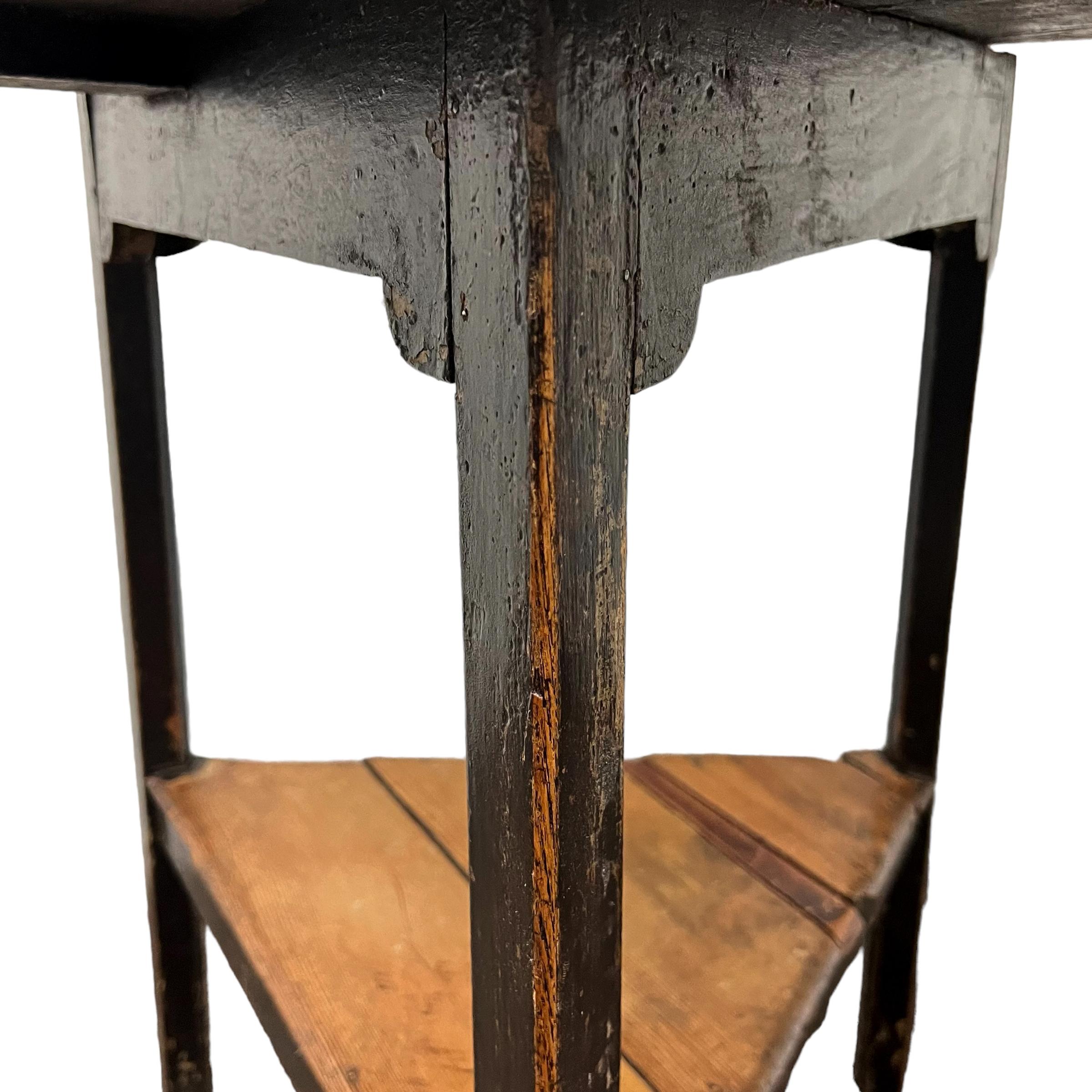 18th Century English Cricket Table For Sale 3
