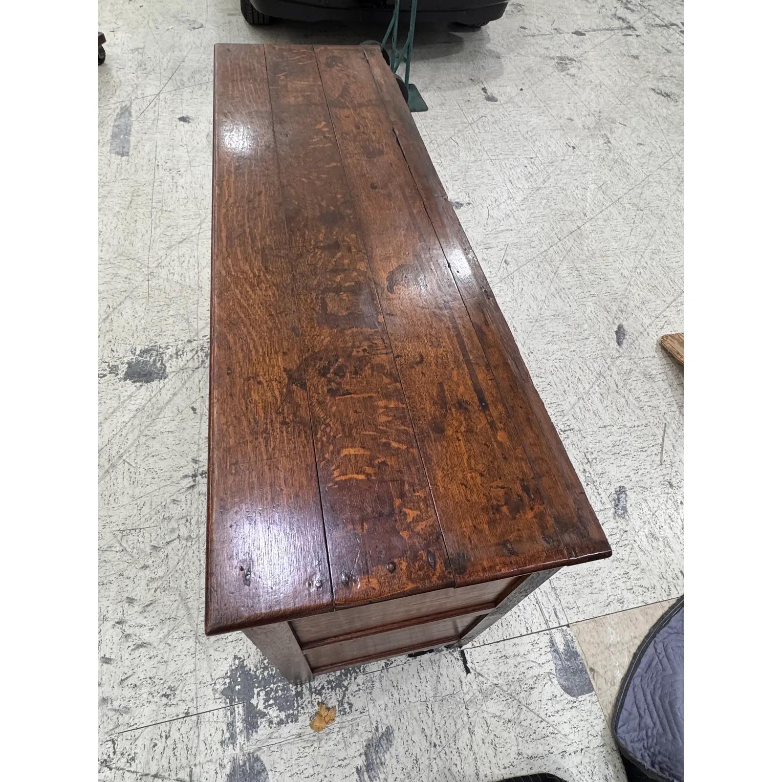 Base per comò inglese del XVIII secolo in vendita 7