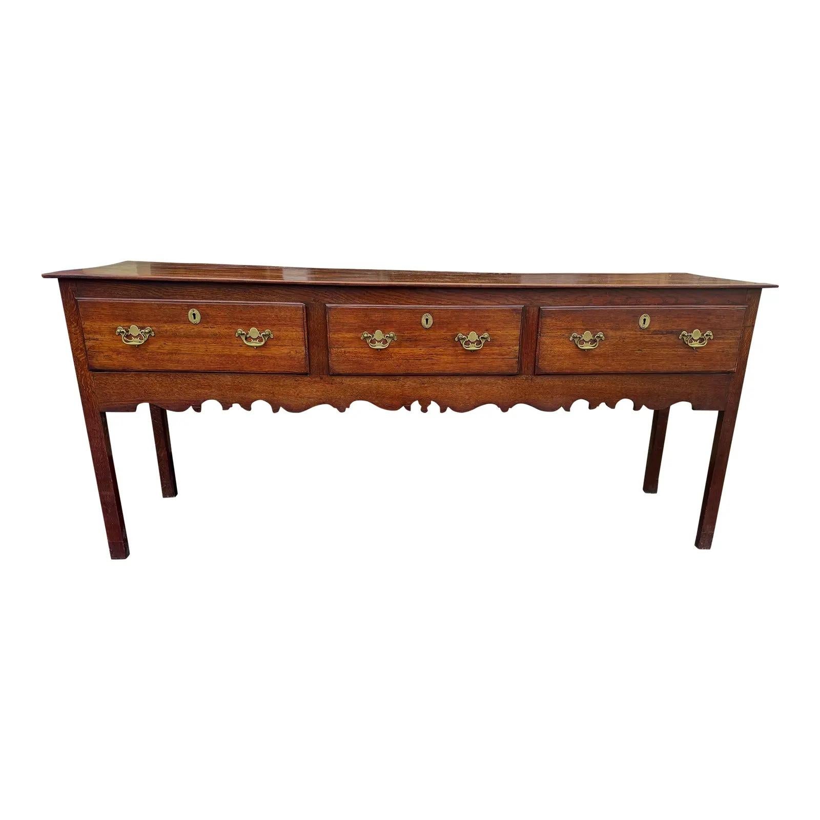 18th Century English Dresser Base For Sale 8