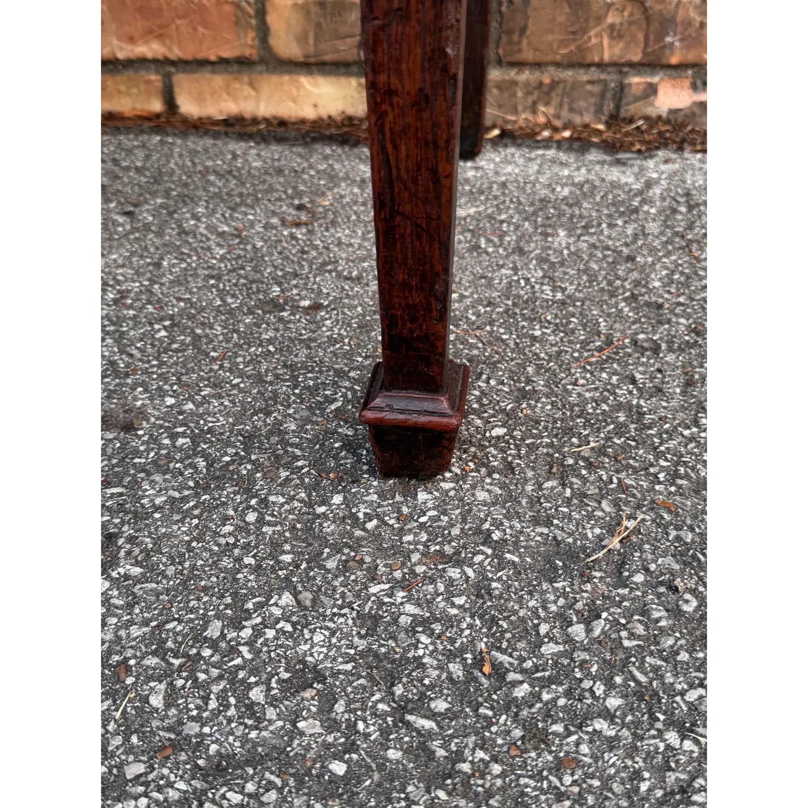 Base de cómoda inglesa del siglo XVIII en Bueno estado para la venta en Nashville, TN