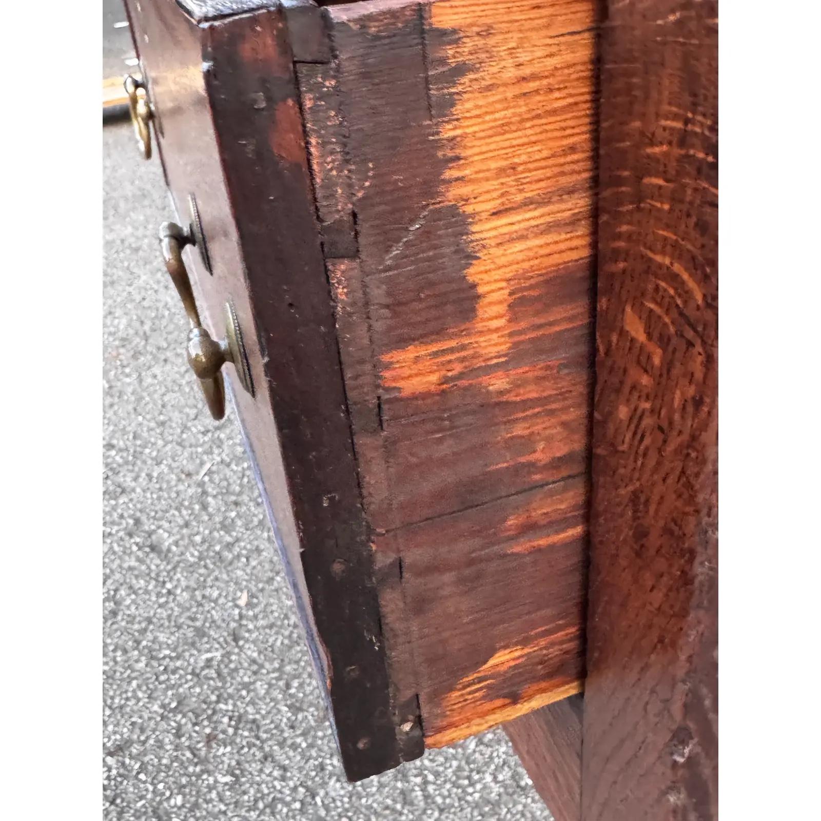Base de cómoda inglesa del siglo XVIII Madera en venta