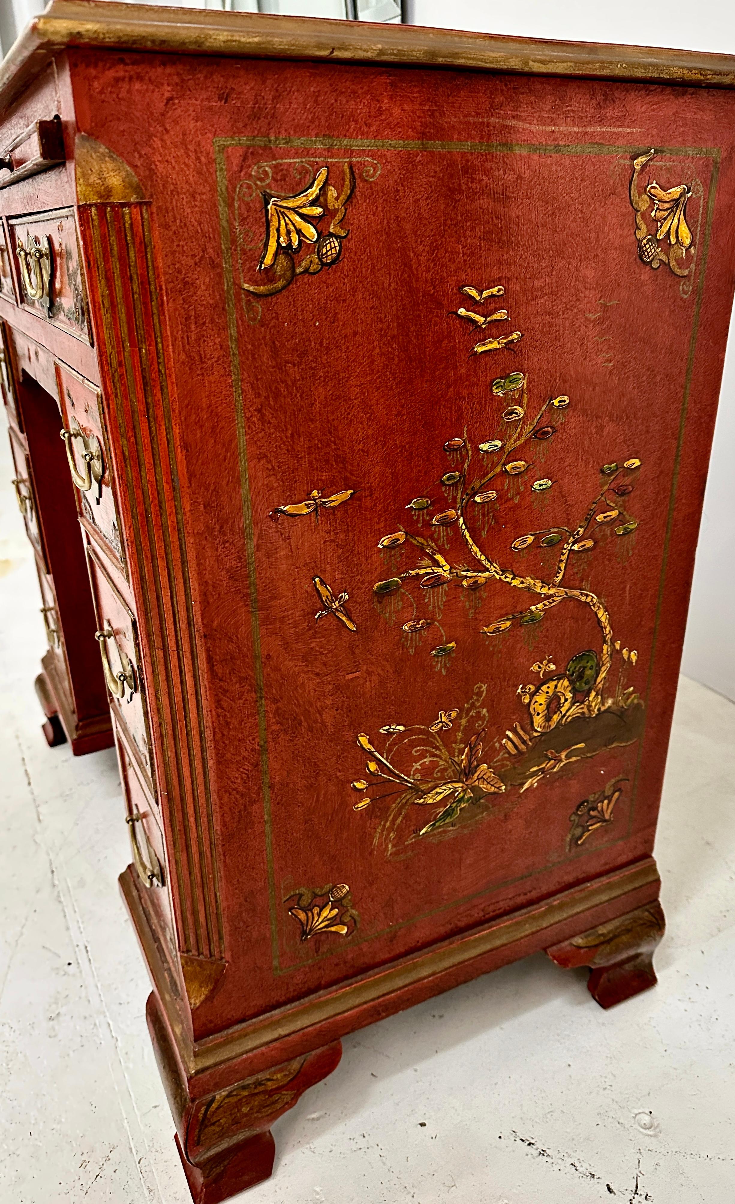 18th Century English Dresser with 19th Century Chinoiserie Decoration  For Sale 9