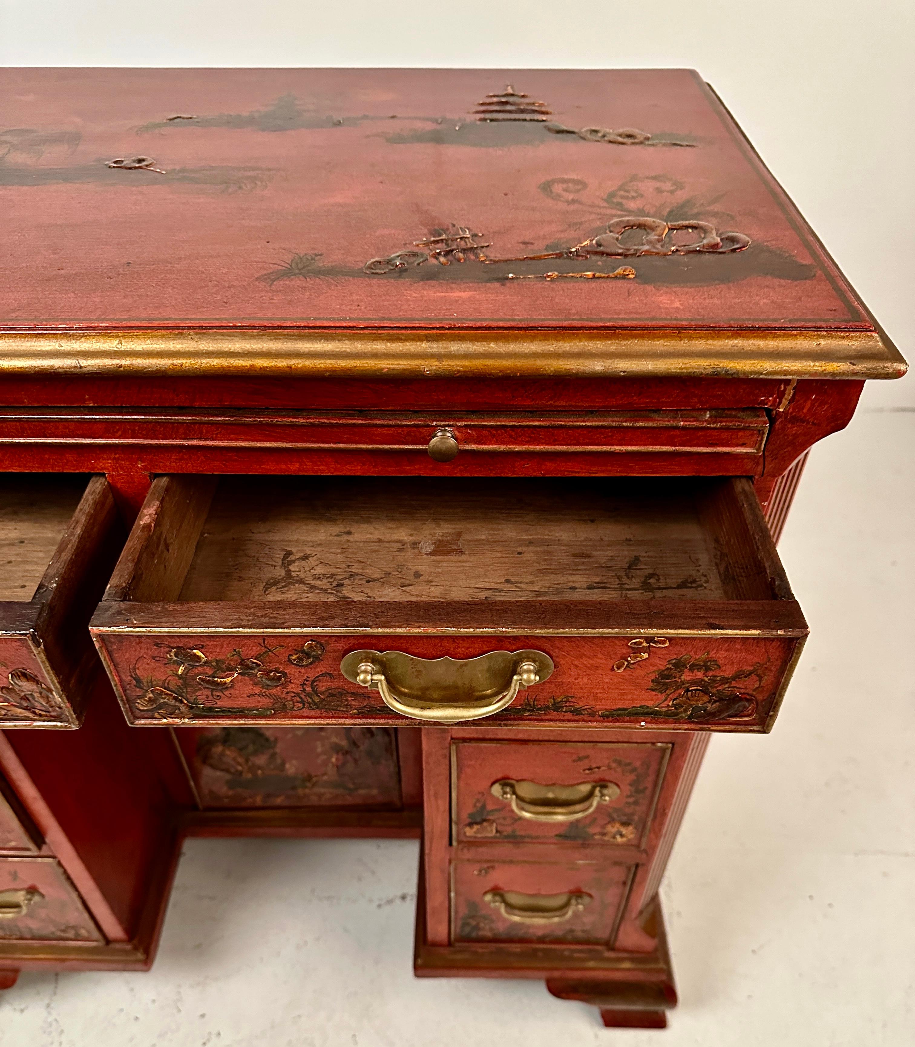 18th Century English Dresser with 19th Century Chinoiserie Decoration  For Sale 12