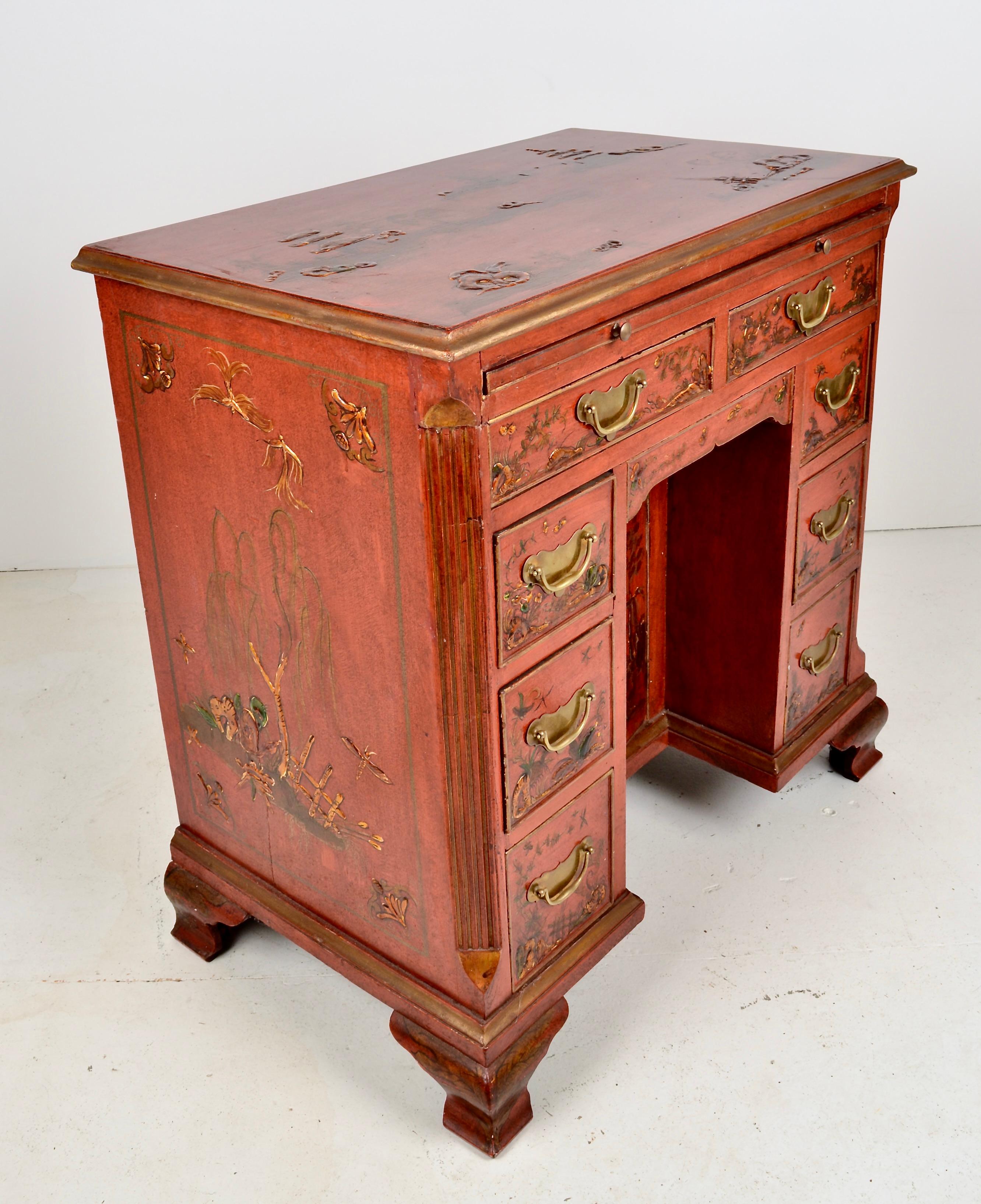 18th Century English Dresser with 19th Century Chinoiserie Decoration  For Sale 1