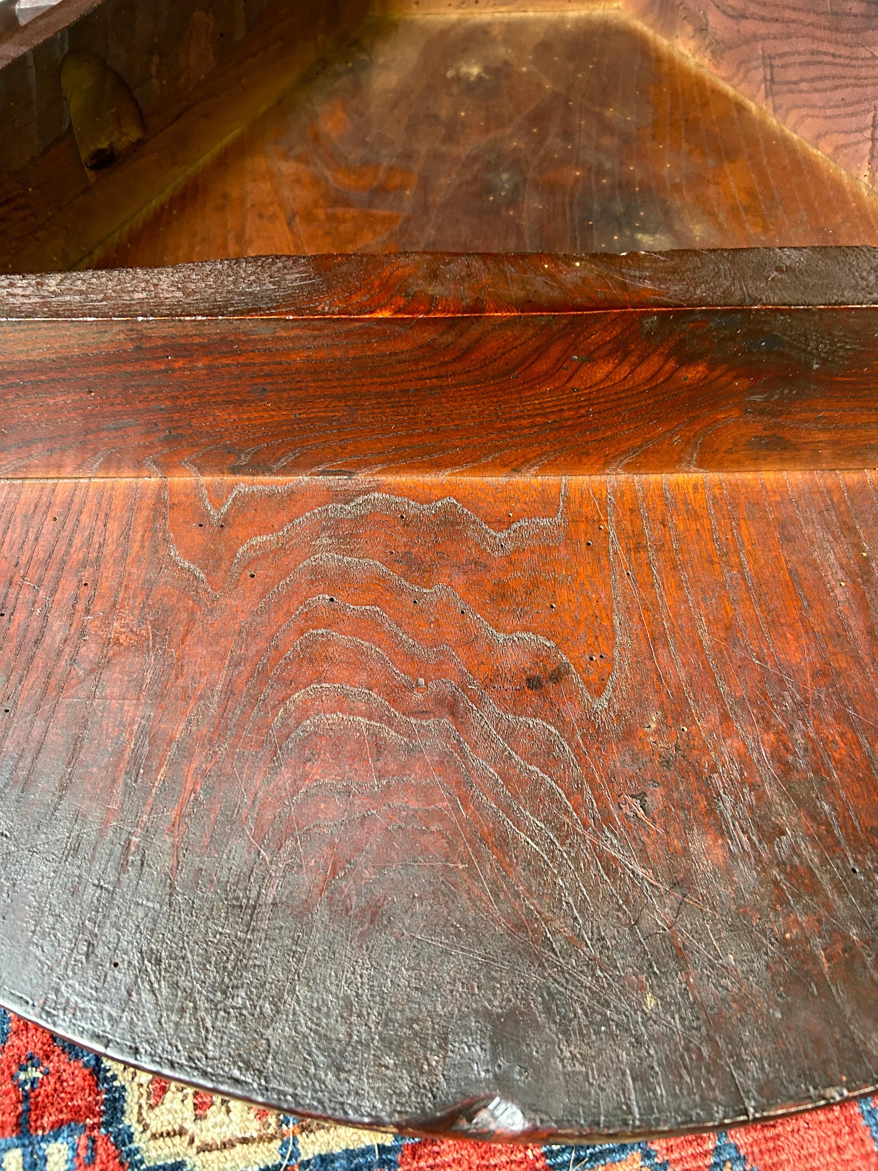 18th Century English Elm and Fruitwood Cricket Table  13