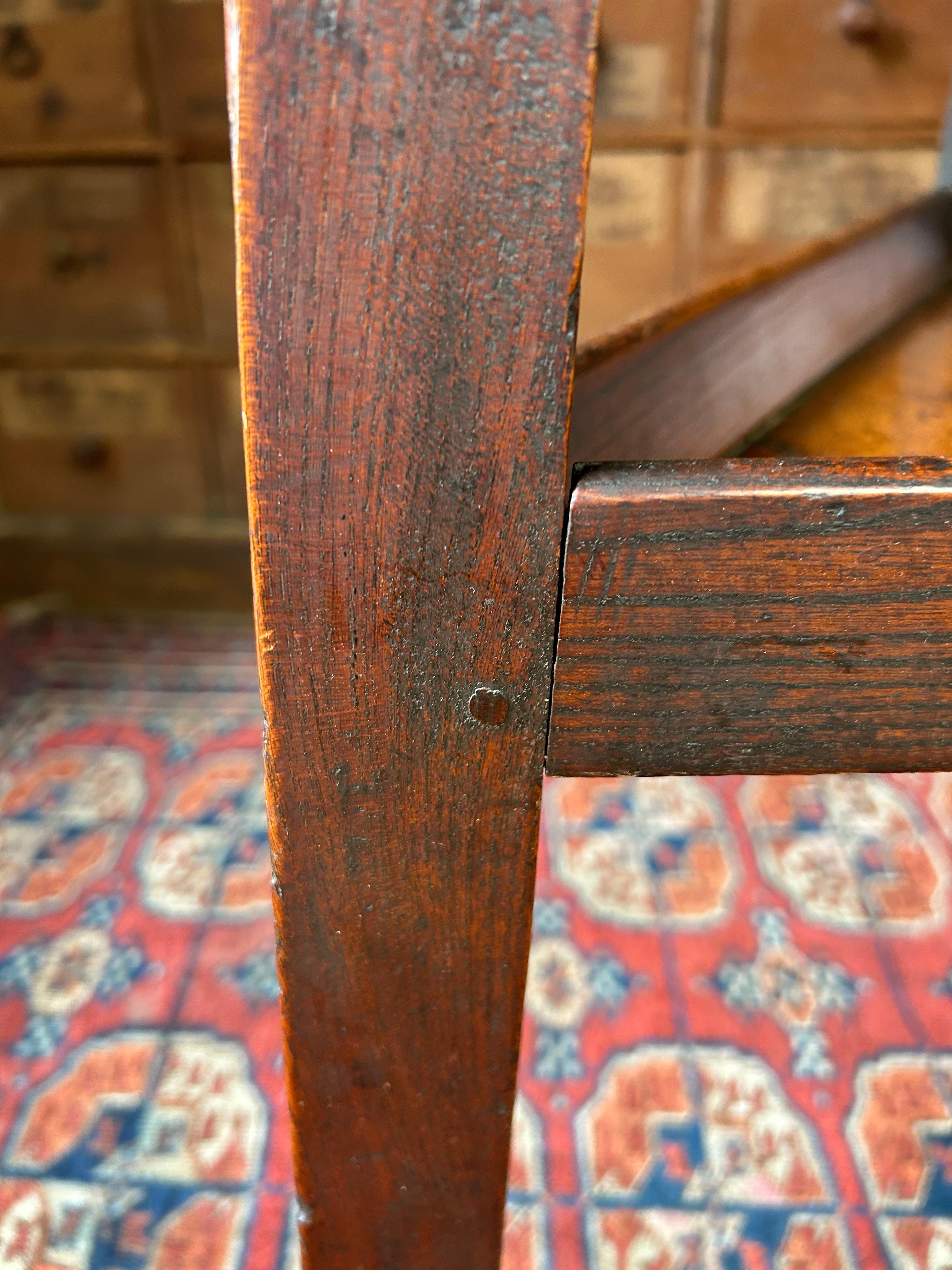 18th Century English Elm and Fruitwood Cricket Table  In Good Condition In Sherborne, GB