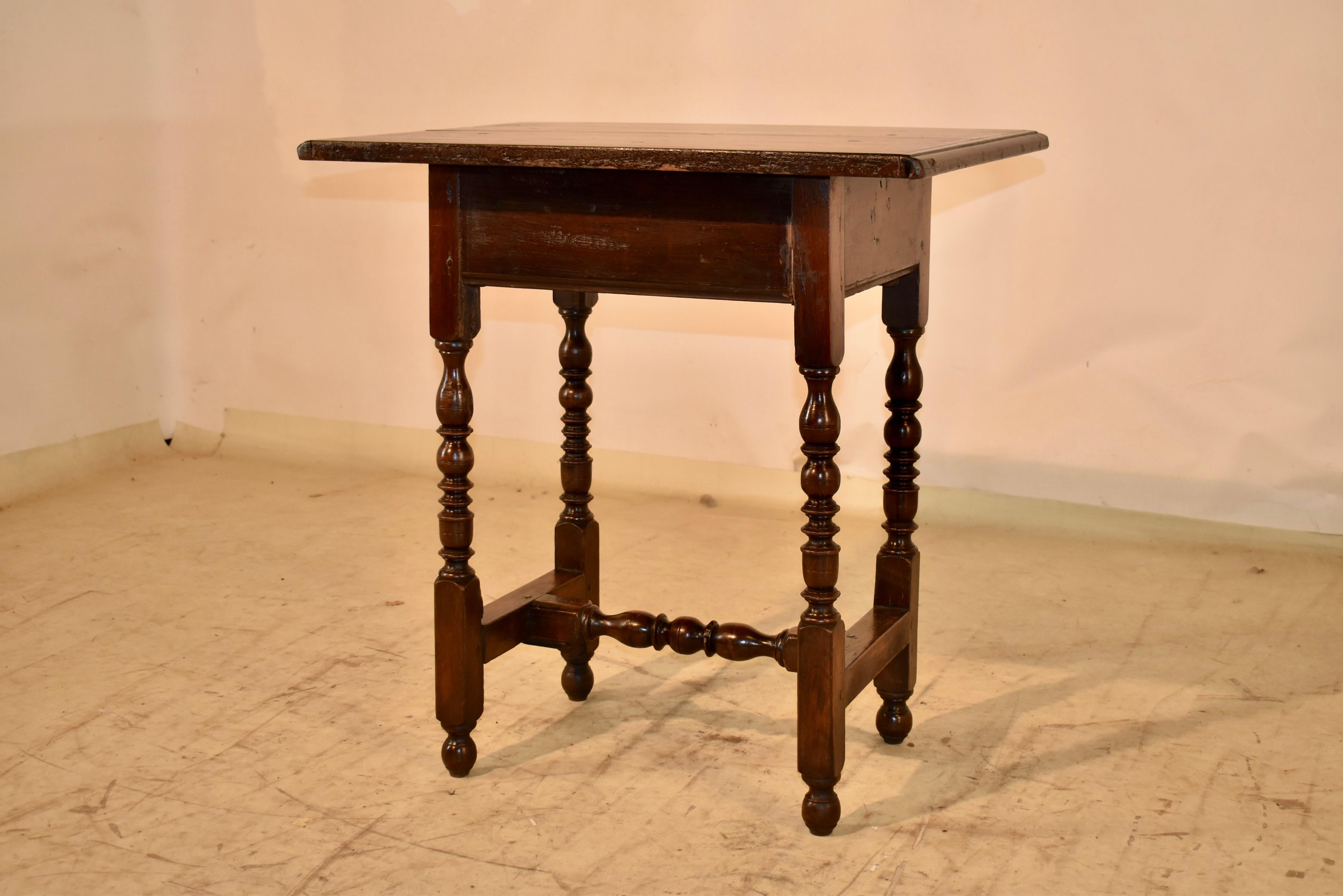 18th Century English Elm Side Table For Sale 4