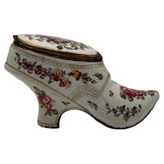 18th Century English Enamel Shoe Shape Bonbonniere
