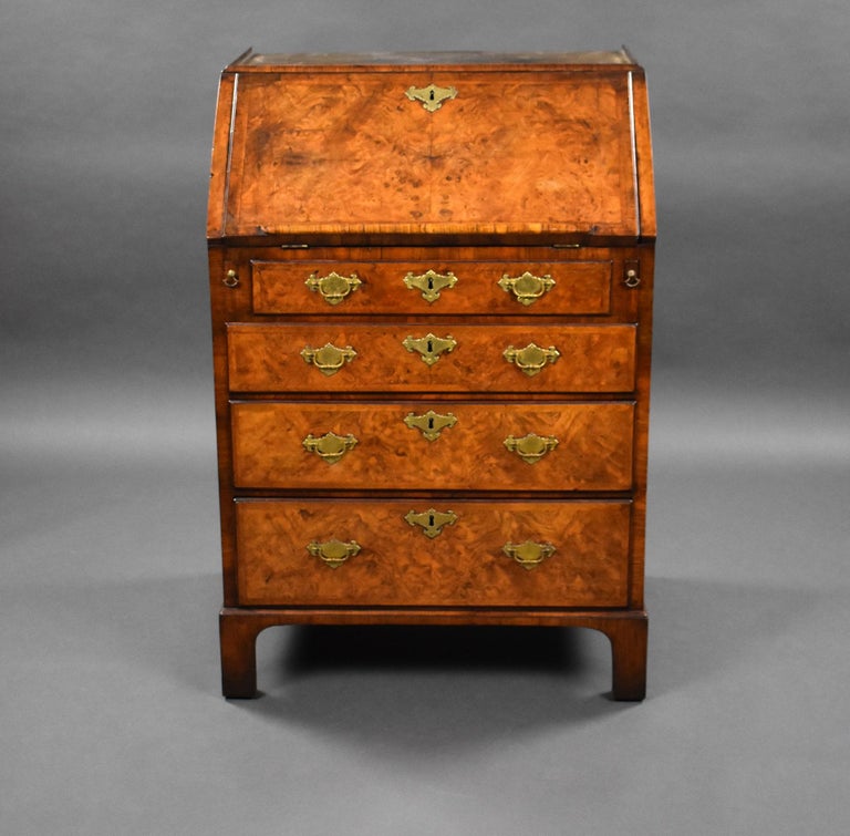 18th Century English George I Walnut Secretary Bookcase For Sale 2