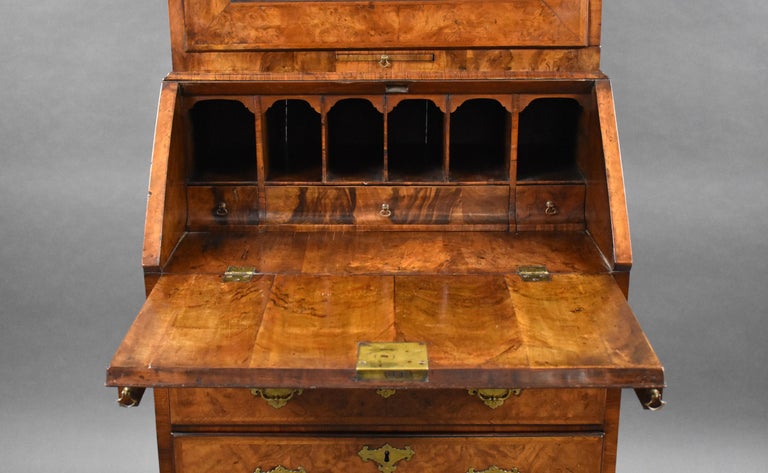 18th Century English George I Walnut Secretary Bookcase For Sale 5