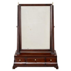 Miroir de table de coiffeuse anglais George II du 18ème siècle en acajou