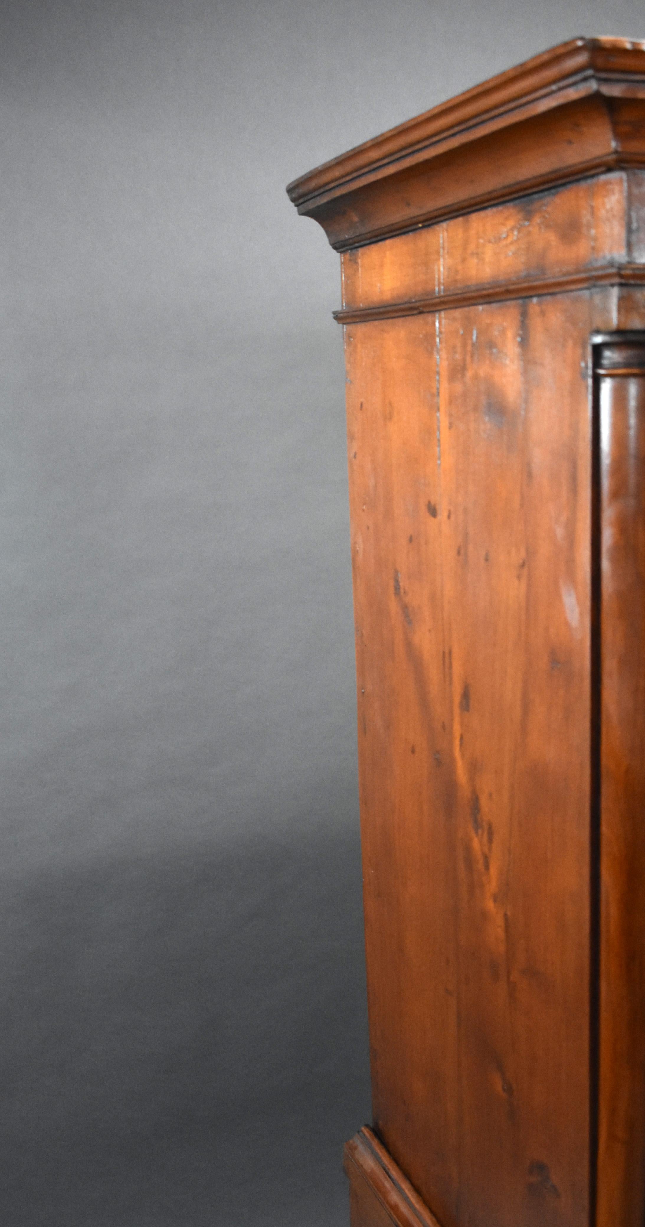 18th Century English George II Red Walnut Chest on Chest 1