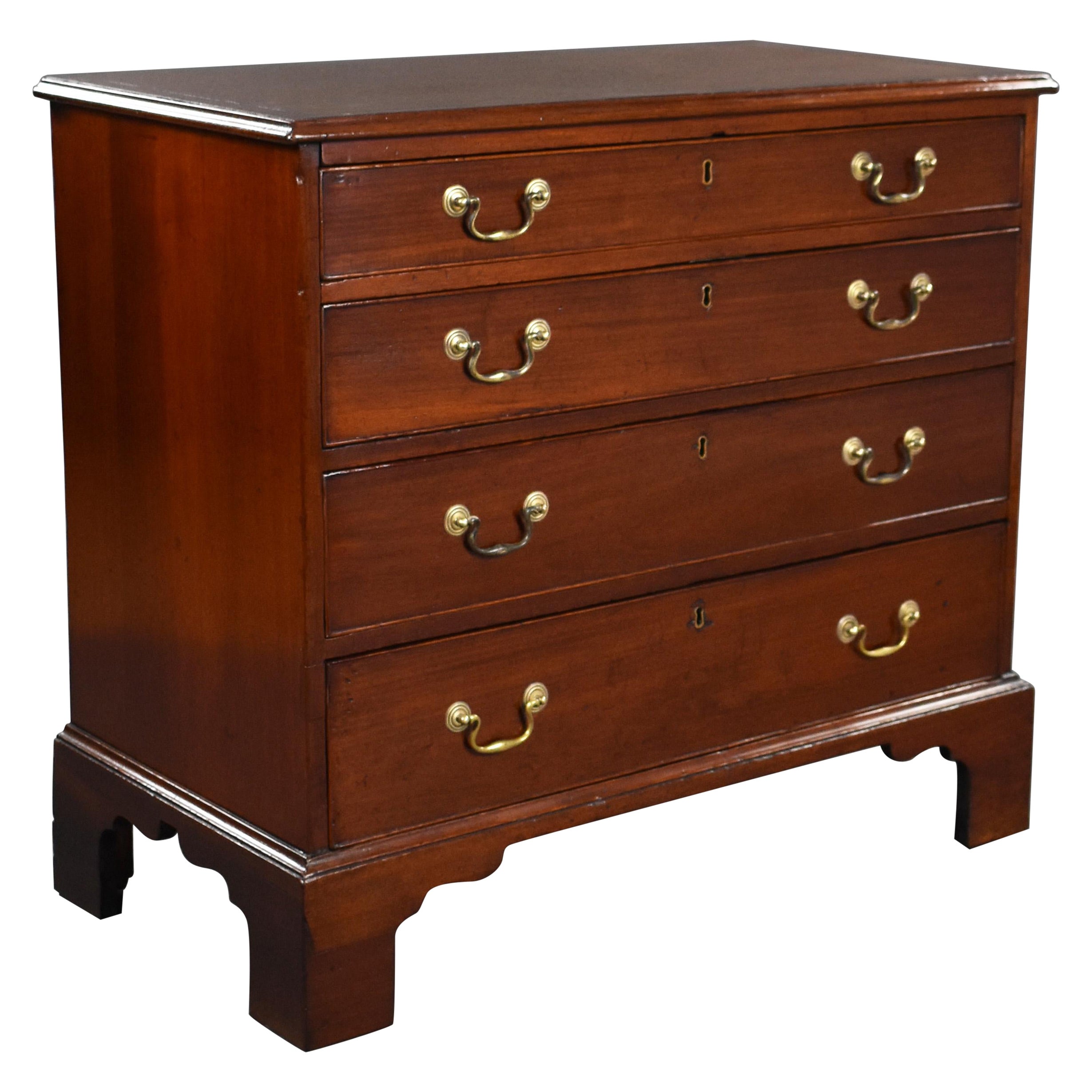 18th Century English George III Mahogany Chest of Drawers