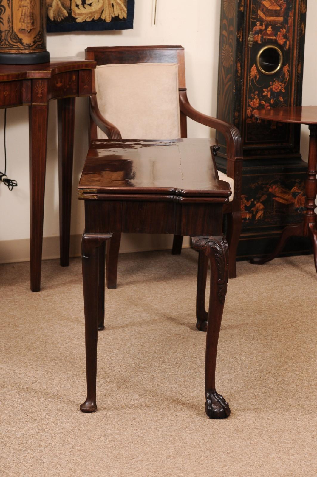 Anglais Table de jeu Concertino en acajou George III du 18e siècle en vente