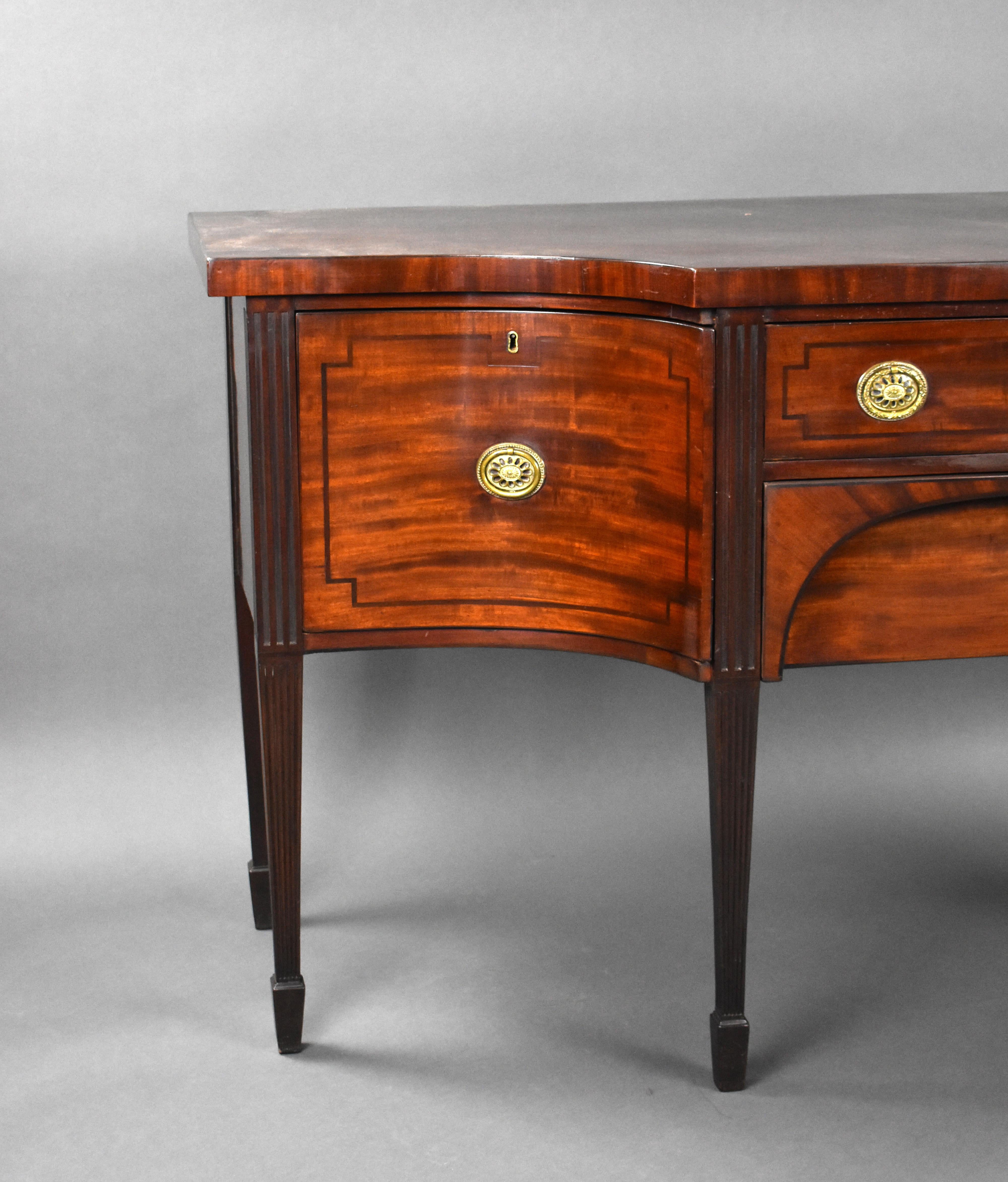 18th Century English George III Mahogany Sideboard In Good Condition In Chelmsford, Essex