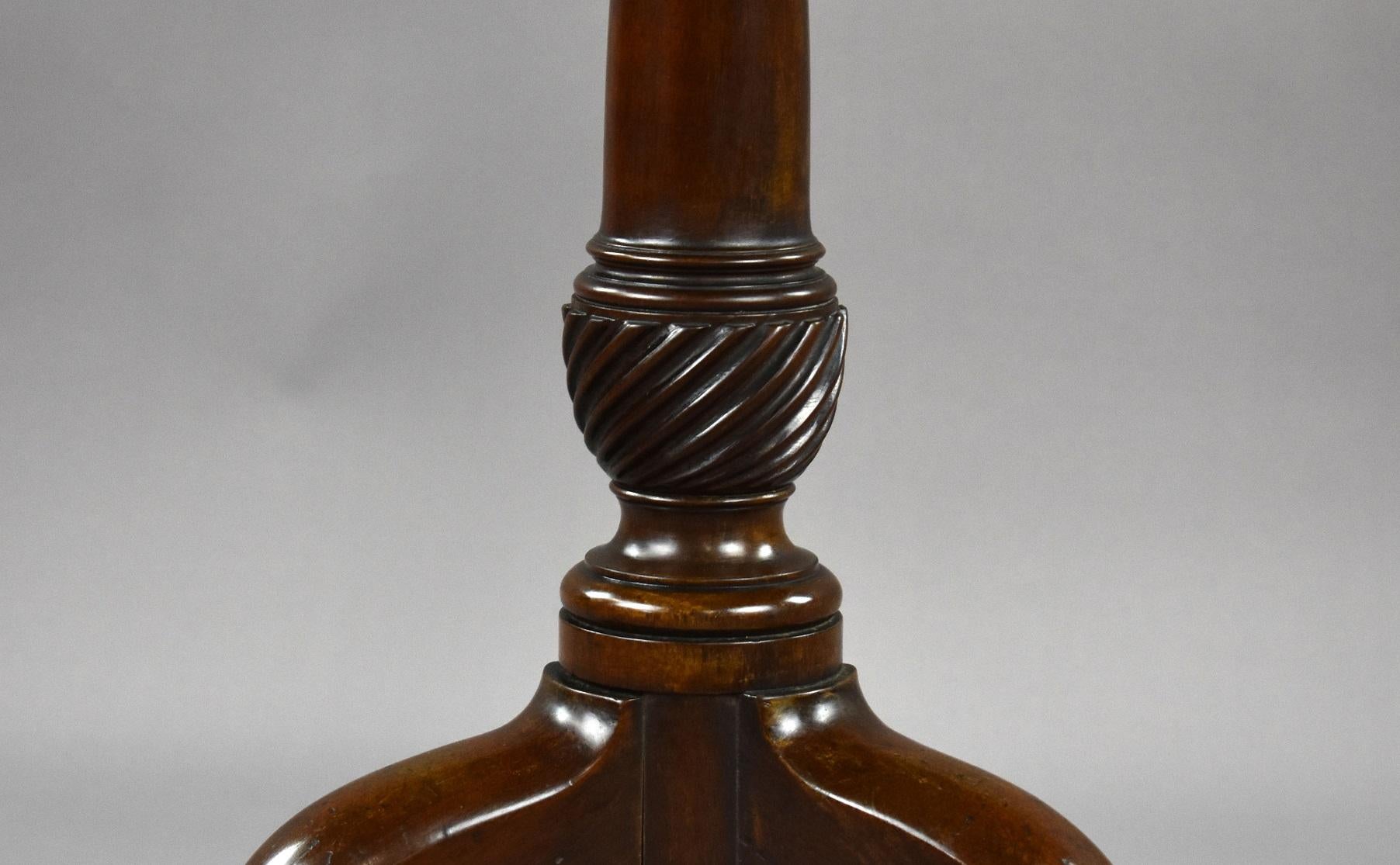 18th Century English George III Mahogany Tripod Table 5