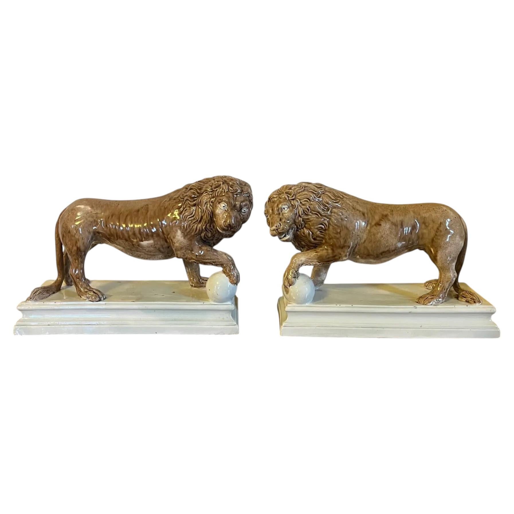 18th Century English George III Ralph Wood Creamware Lions - A Pair