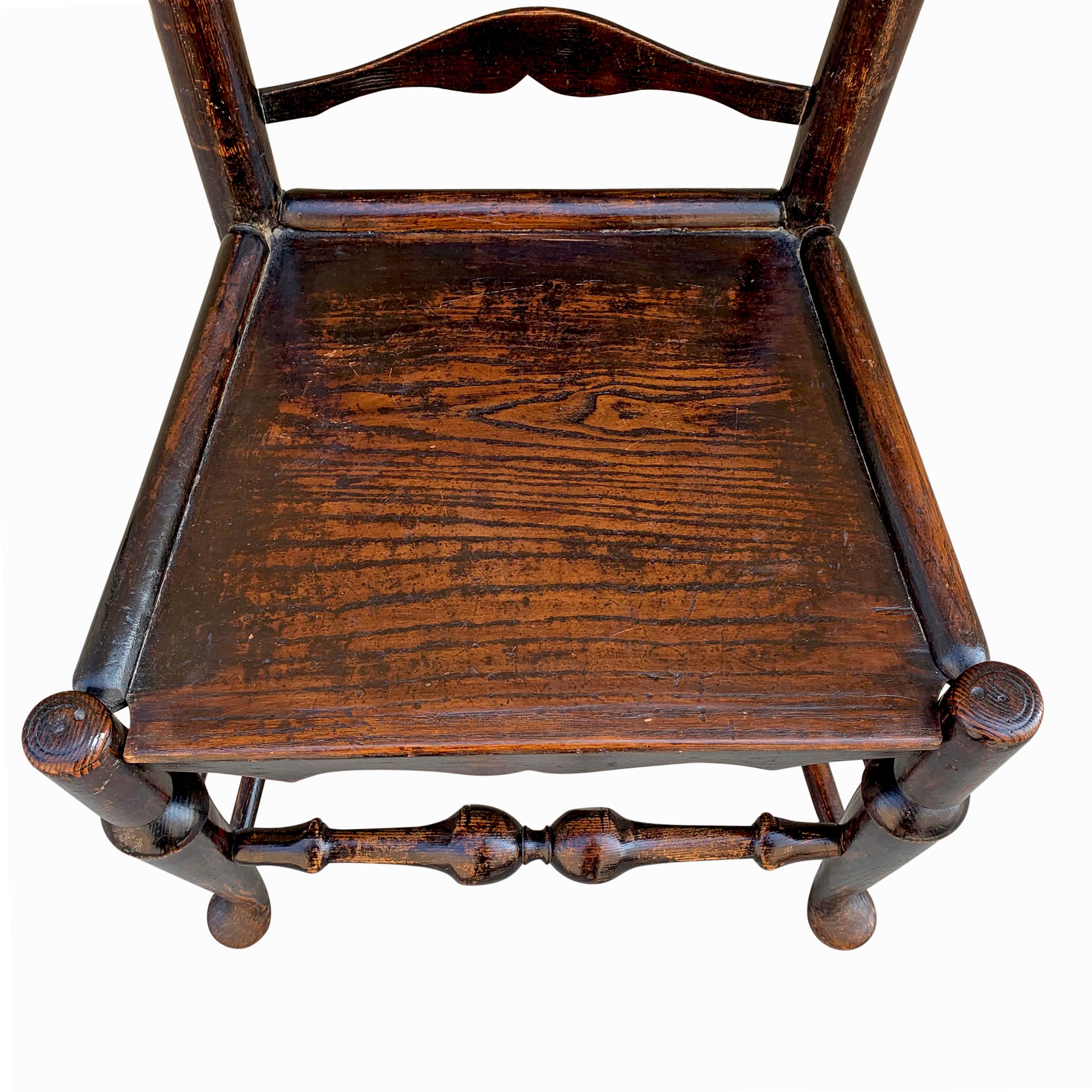Chaise d'appoint anglaise George III du 18ème siècle en vente 3