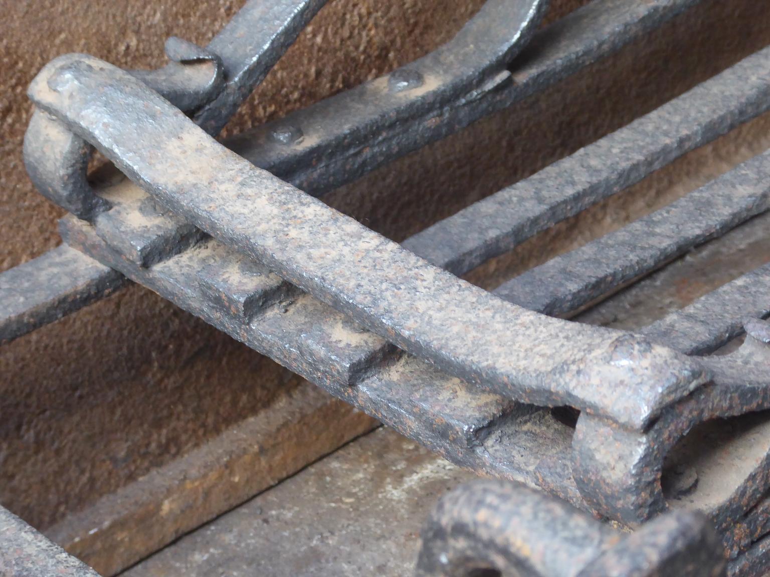 18th Century English Georgian Fireplace Grate or Fire Basket 2