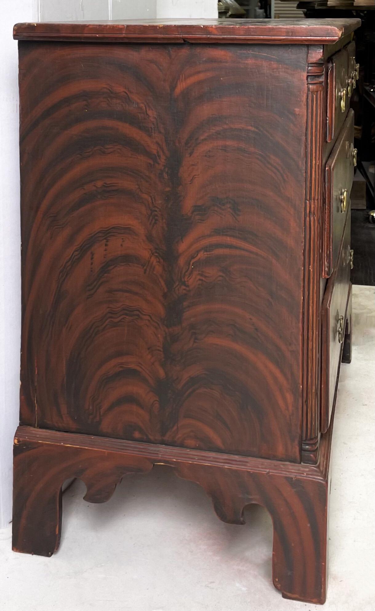 18th Century English Georgian Grain Painted Chest of Drawers For Sale 5