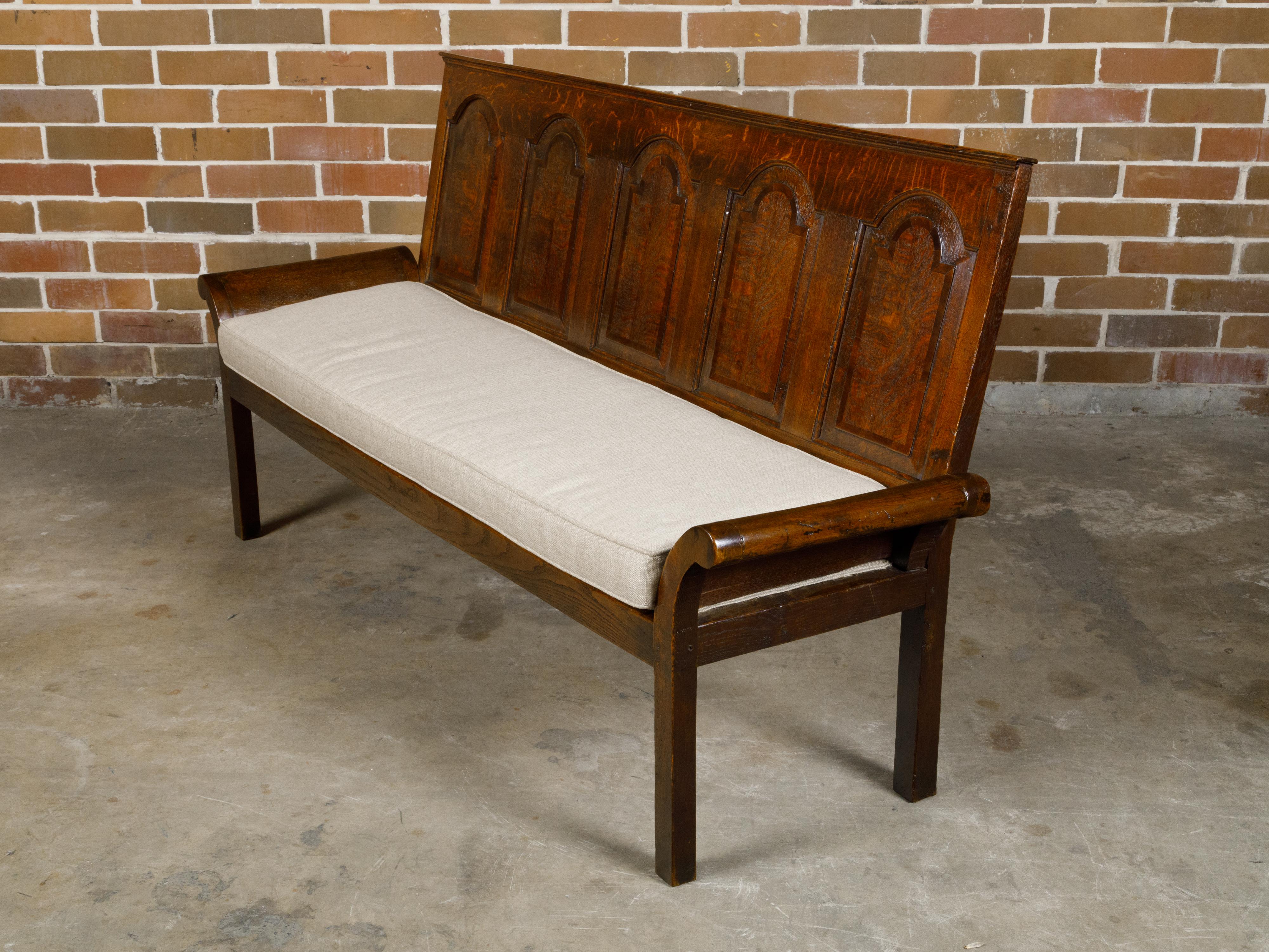 18th Century English Georgian Oak Bench with Carved Back and Custom Upholstery For Sale 8
