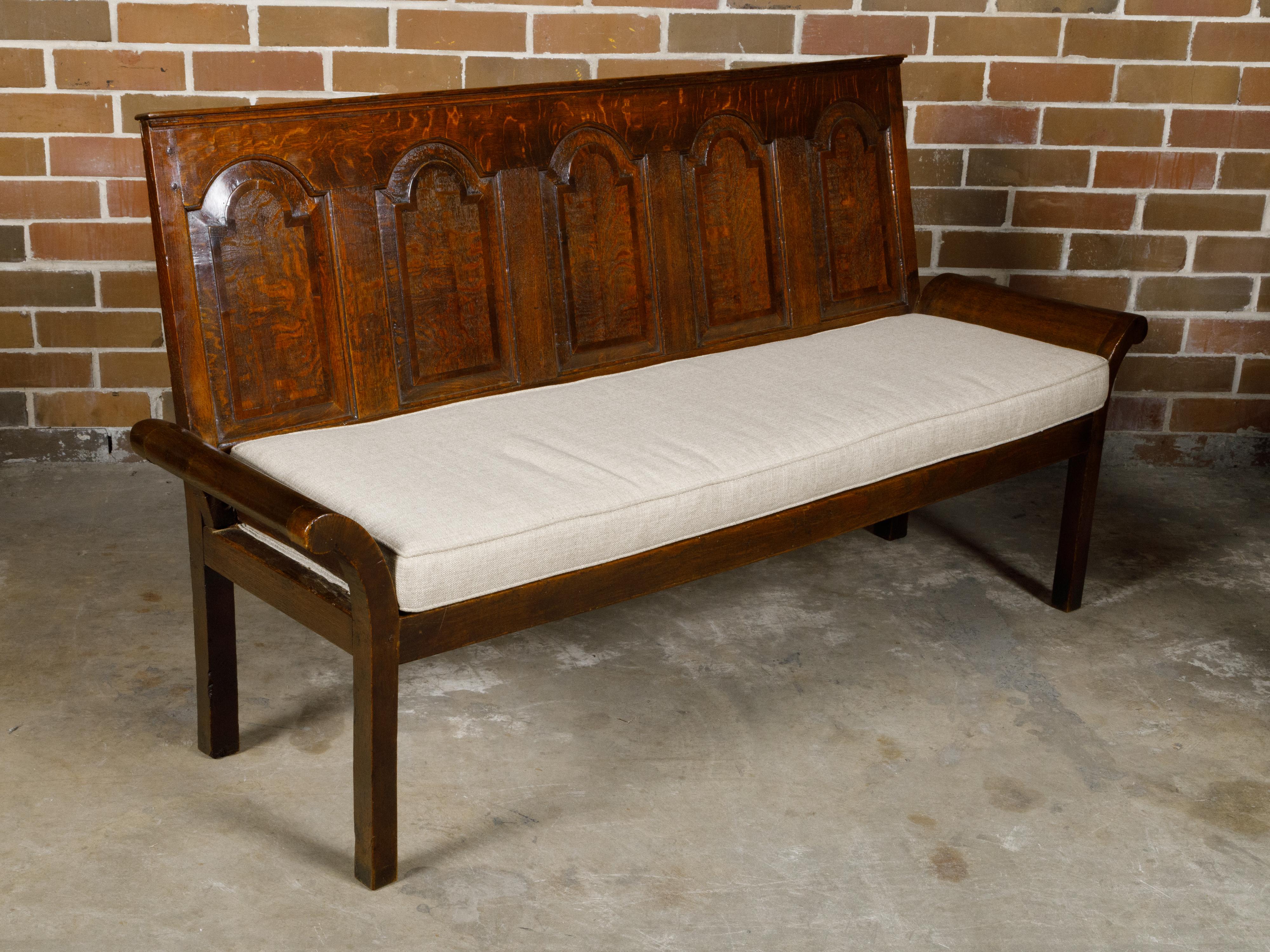 18th Century English Georgian Oak Bench with Carved Back and Custom Upholstery For Sale 4