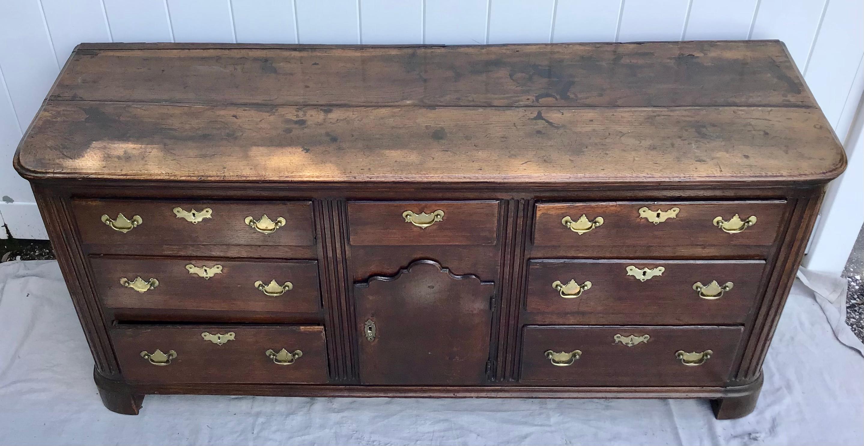 18th Century English Georgian Oak Dresser In Fair Condition In Bradenton, FL