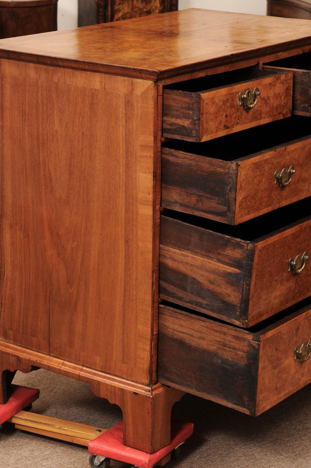 18th Century and Earlier 18th Century English Georgian Walnut Chest with 5 Drawers & Bracket Feet For Sale