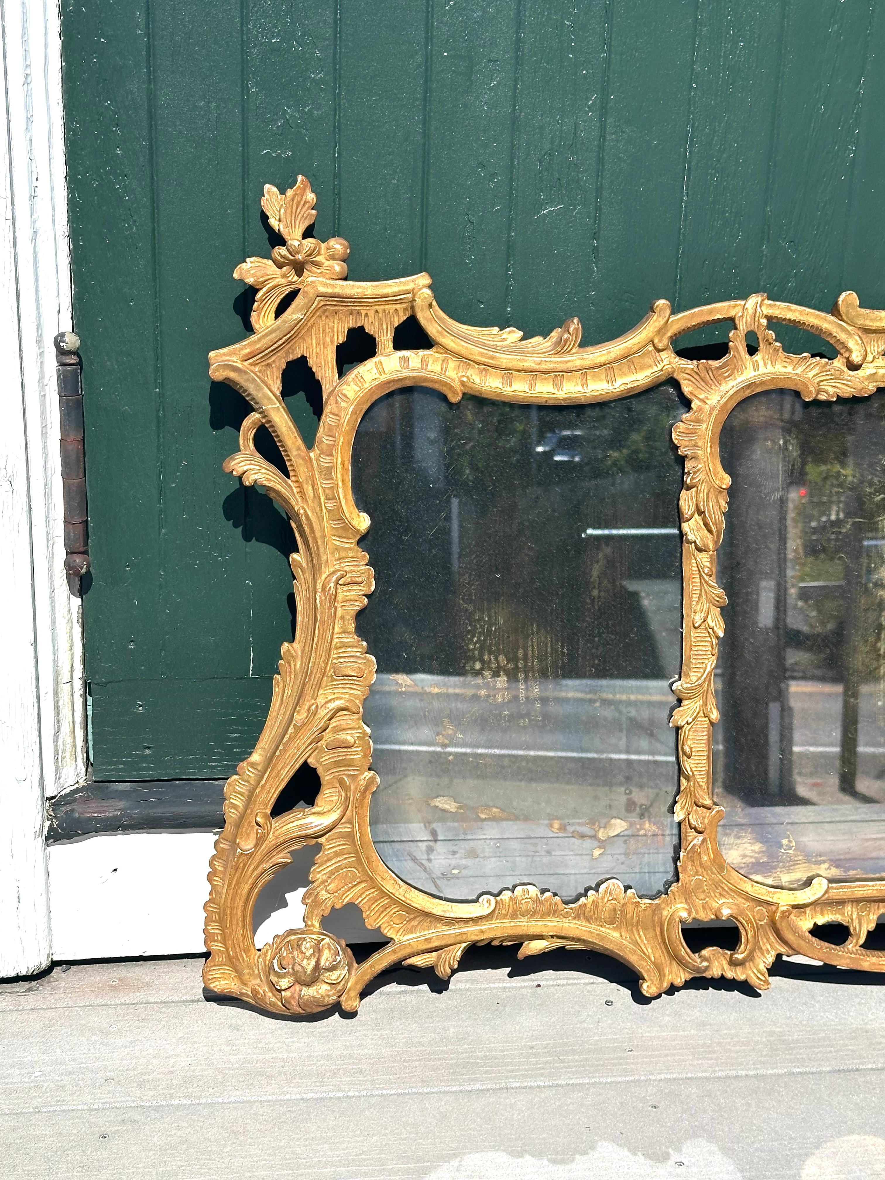 Anglais Miroir à trumeau Chippendale en bois doré anglais du 18e siècle en vente