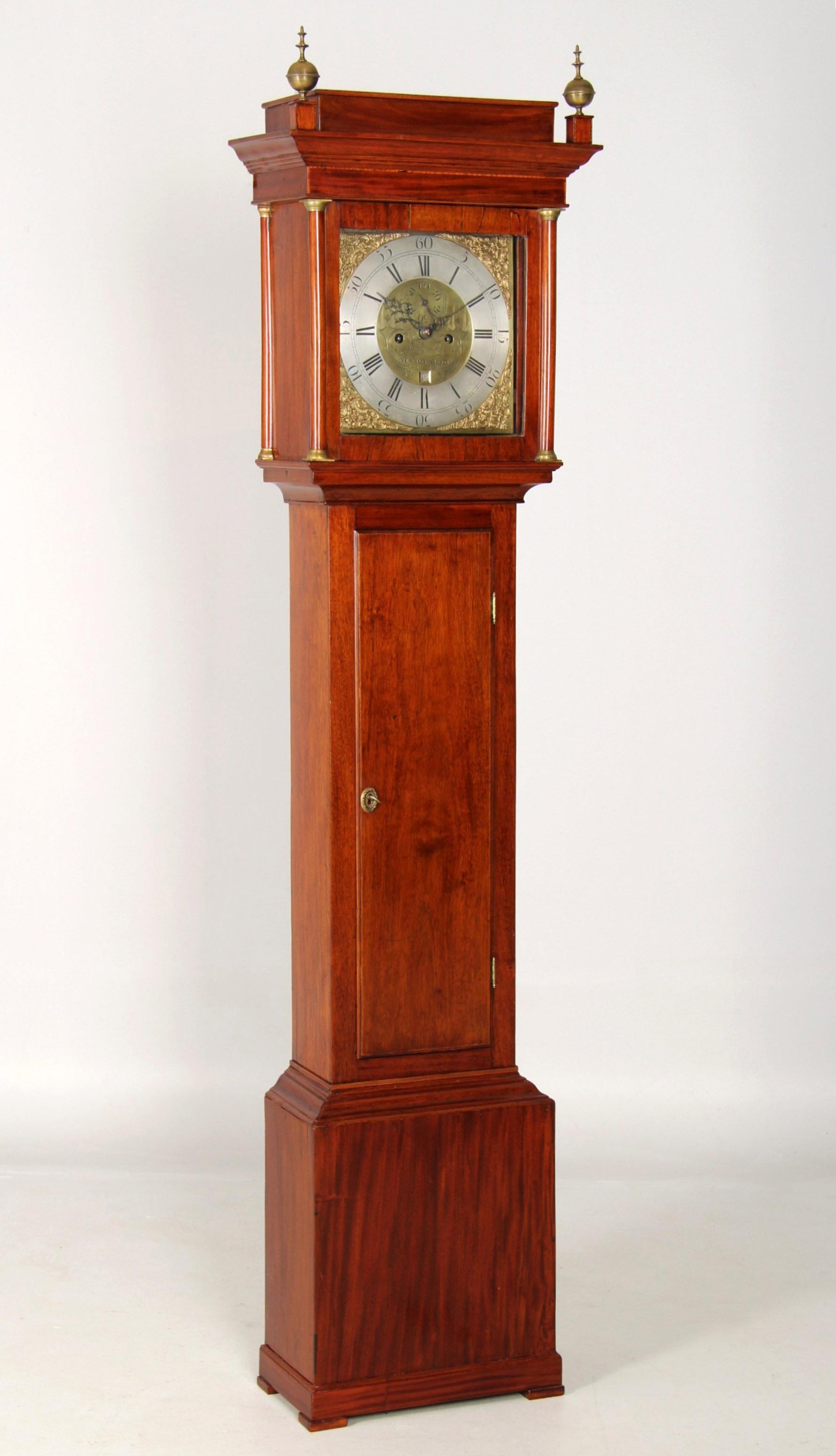 Horloge grand-père anglaise du XVIIIe siècle par A James Pike en vente 1