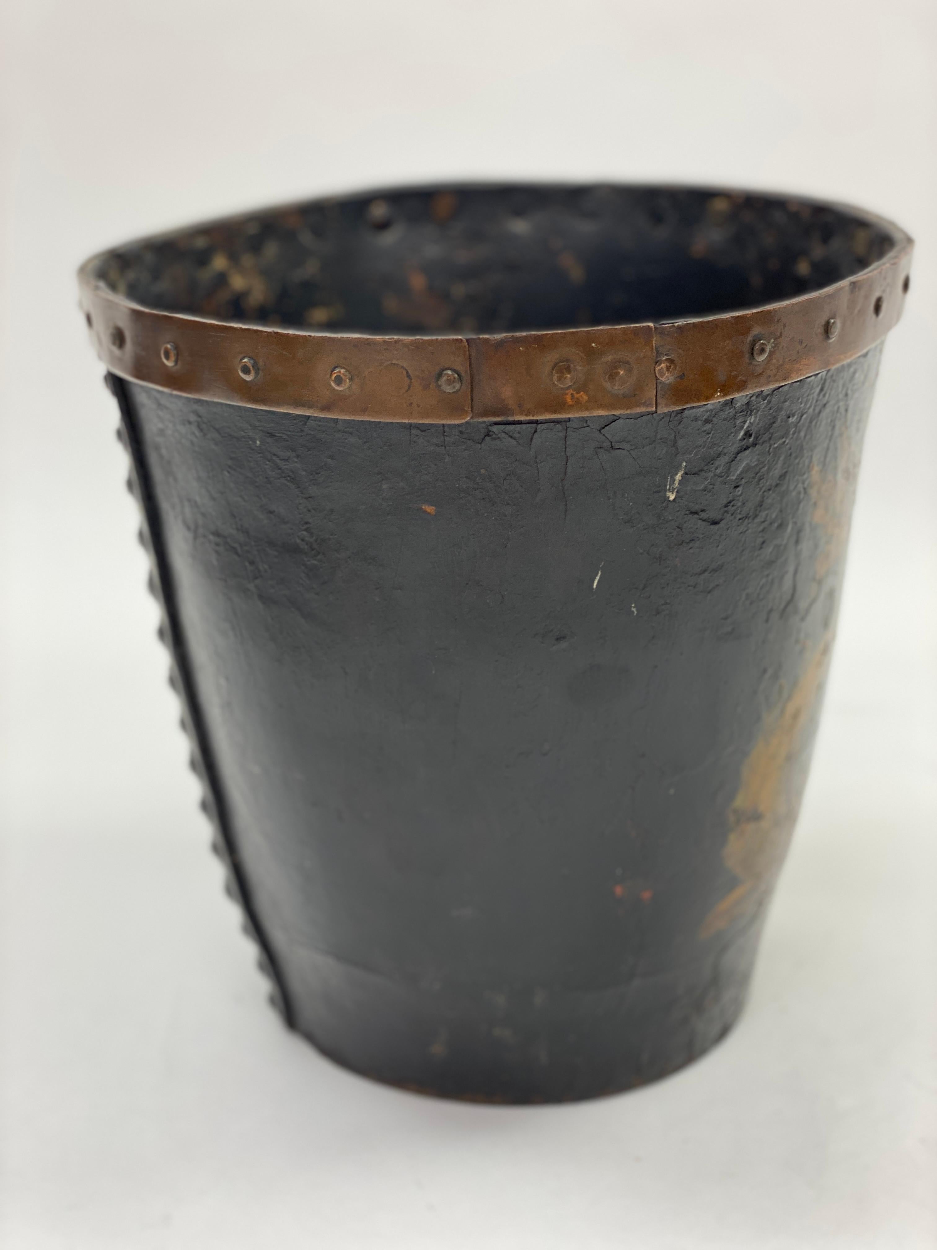 18th Century English Hand Painted Leather Fire Bucket For Sale 2