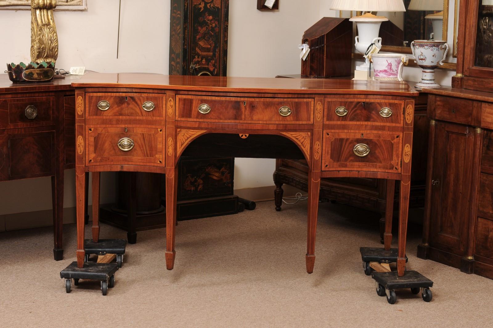 18th Century English Hepplewhite Sideboard in Inlaid Satinwood with Spade Feet For Sale 8