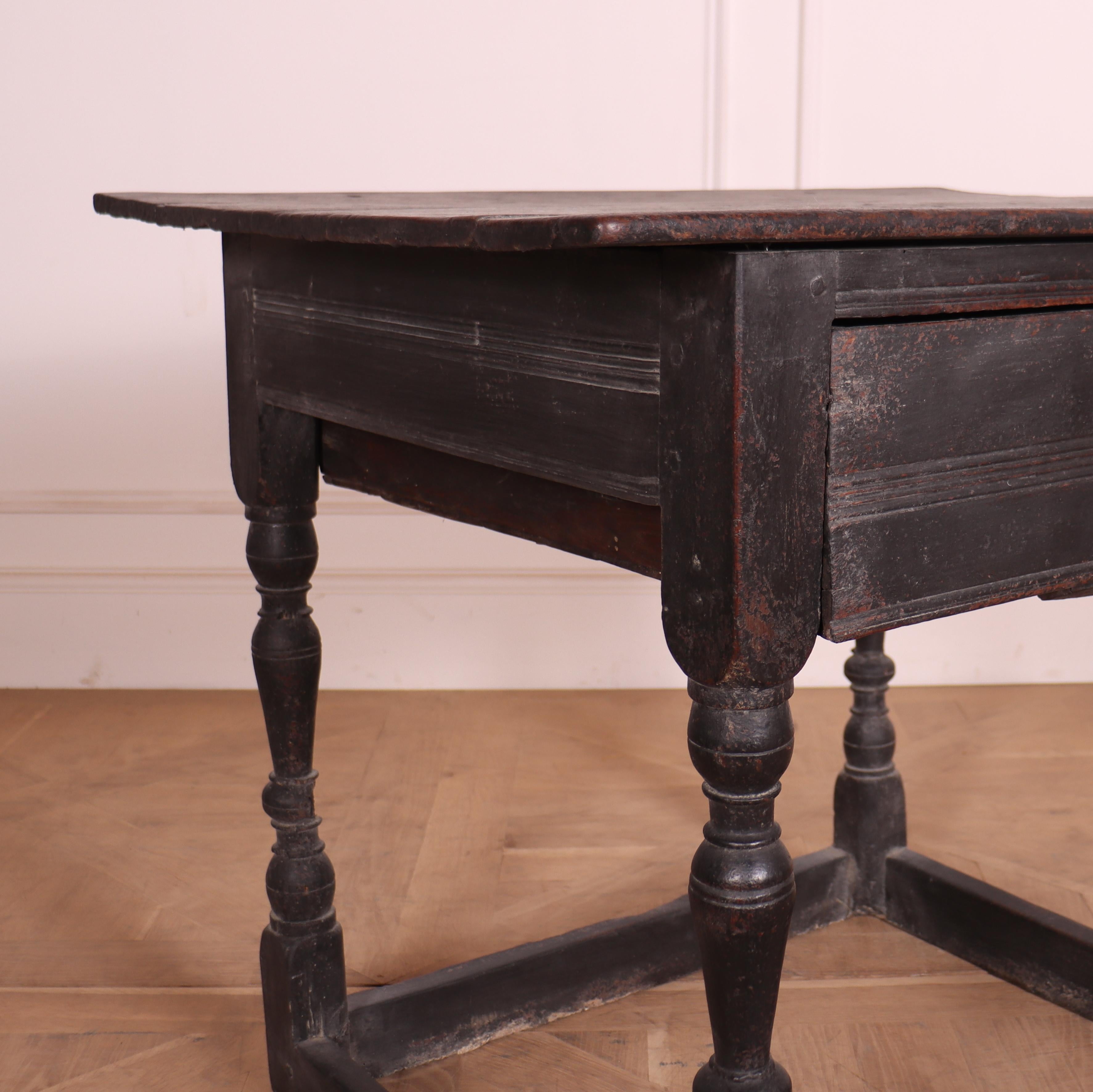 18th century English painted oak one drawer lamp table. 1780.



Dimensions
32 inches (81 cms) Wide
26 inches (66 cms) Deep
28 inches (71 cms) High.