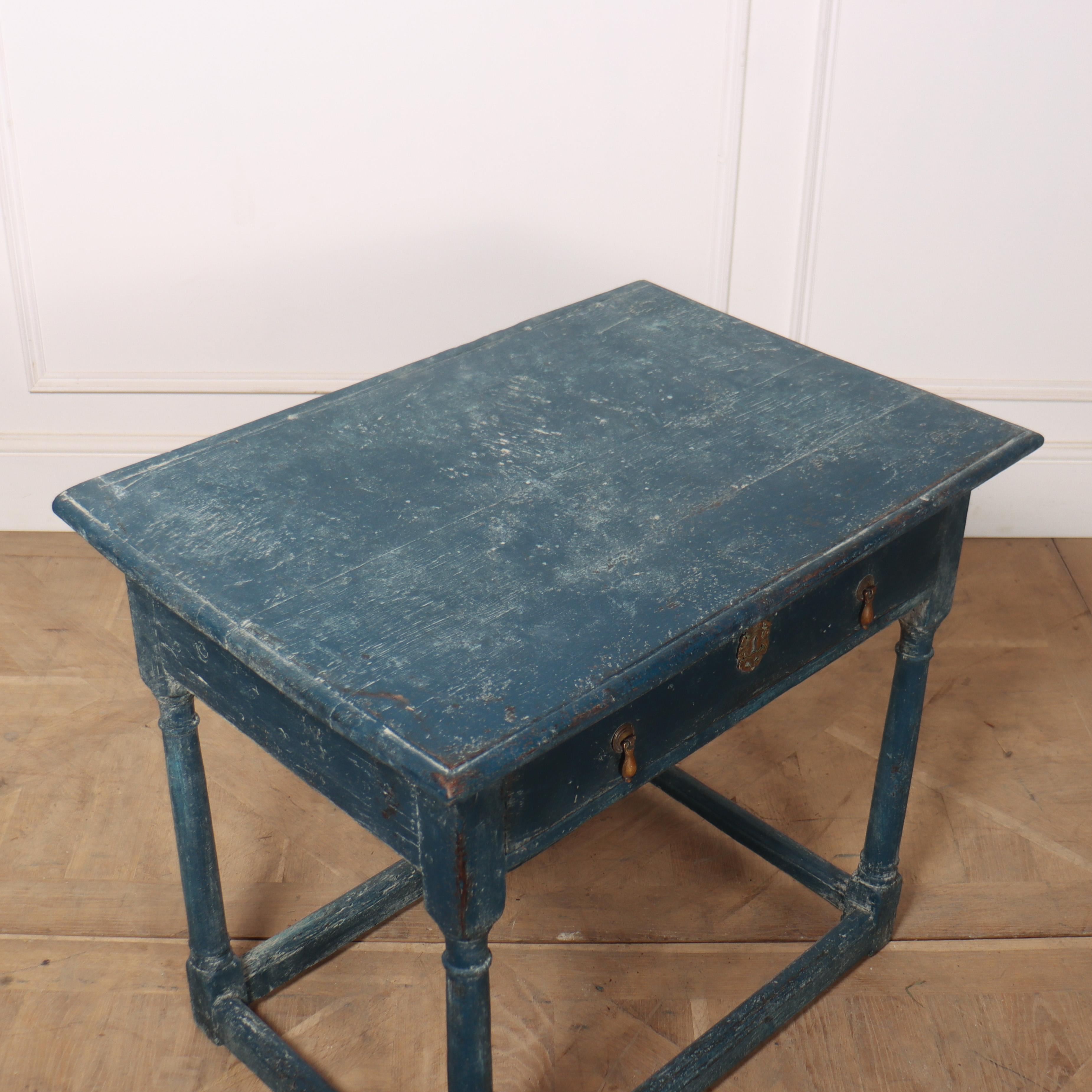 18th Century and Earlier 18th Century English Lamp Table For Sale