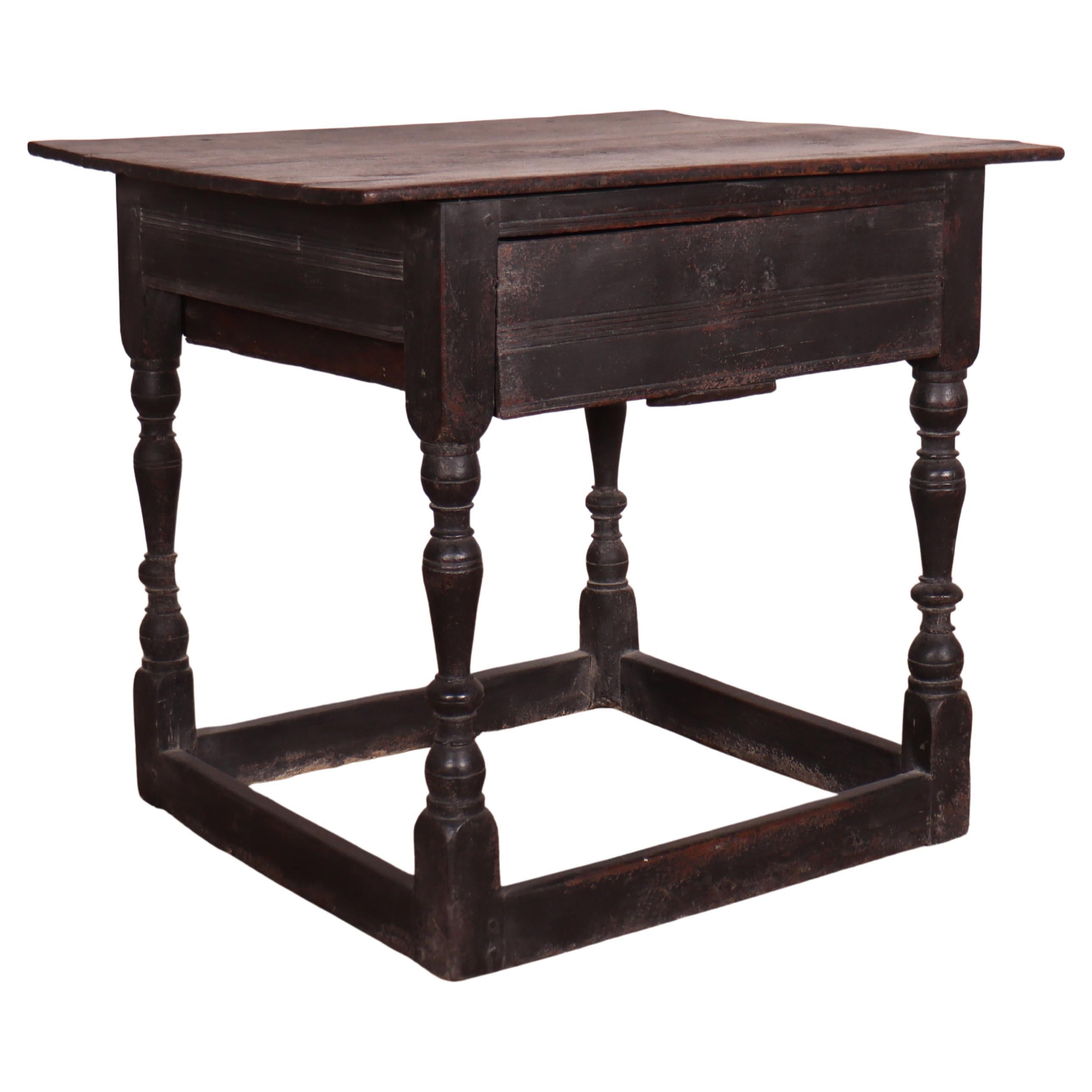 18th Century English Lamp Table For Sale