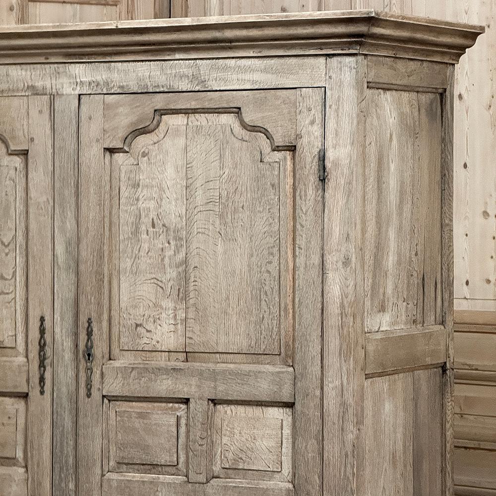 18th Century English Linen Press ~ Cabinet in Stripped Oak For Sale 6