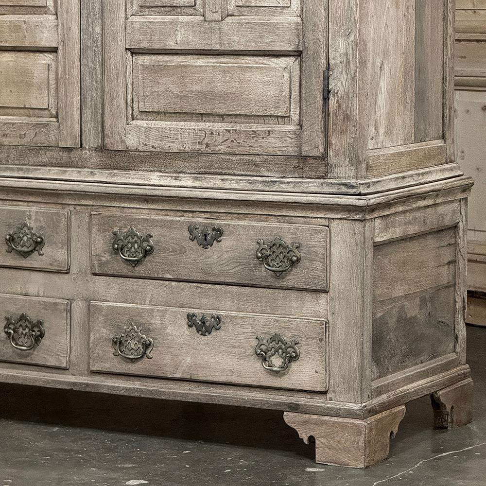 18th Century English Linen Press ~ Cabinet in Stripped Oak For Sale 7