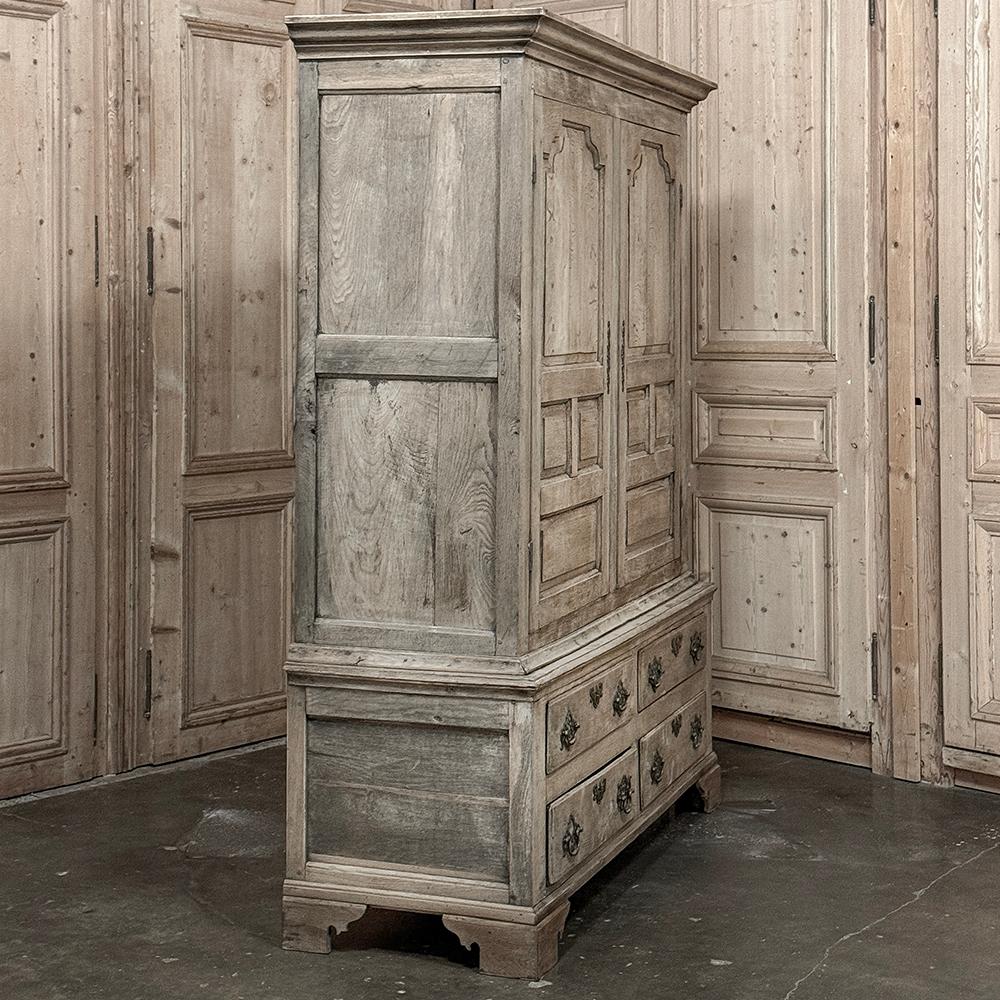 18th Century English Linen Press ~ Cabinet in Stripped Oak For Sale 8