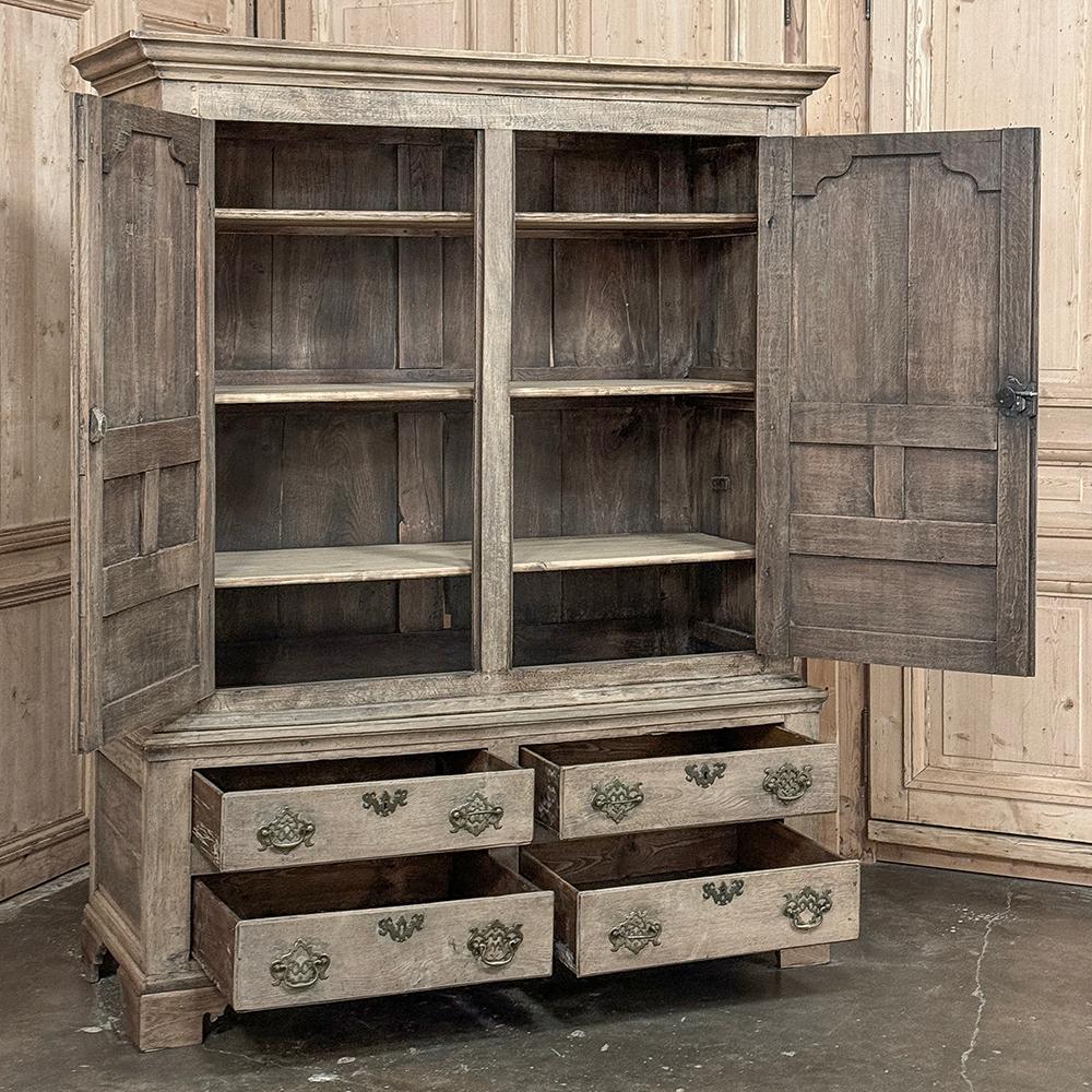 Hand-Crafted 18th Century English Linen Press ~ Cabinet in Stripped Oak For Sale