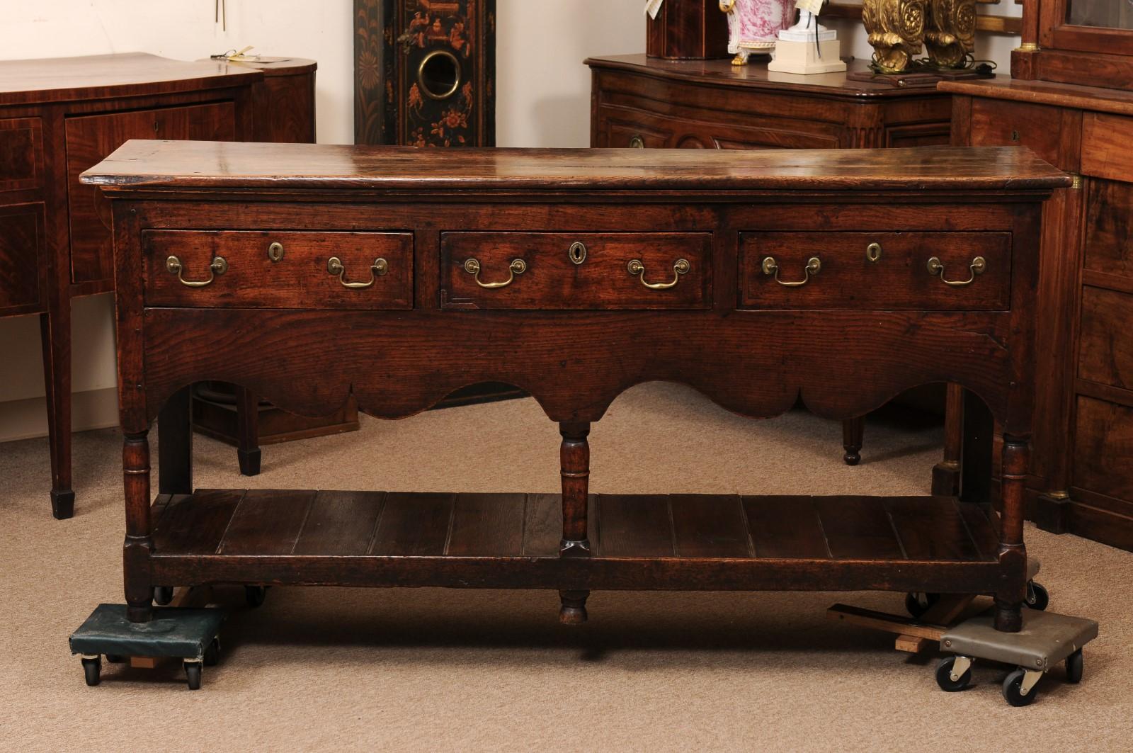18th Century English Long Dresser Base / Server in Oak with 3 Drawers For Sale 8