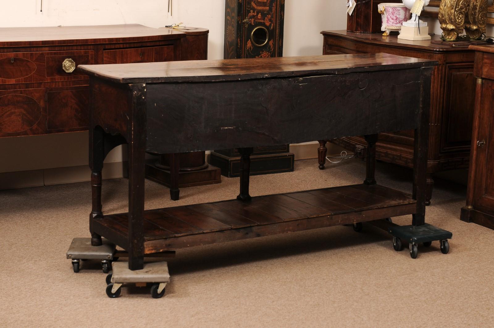 18th Century English Long Dresser Base / Server in Oak with 3 Drawers For Sale 5