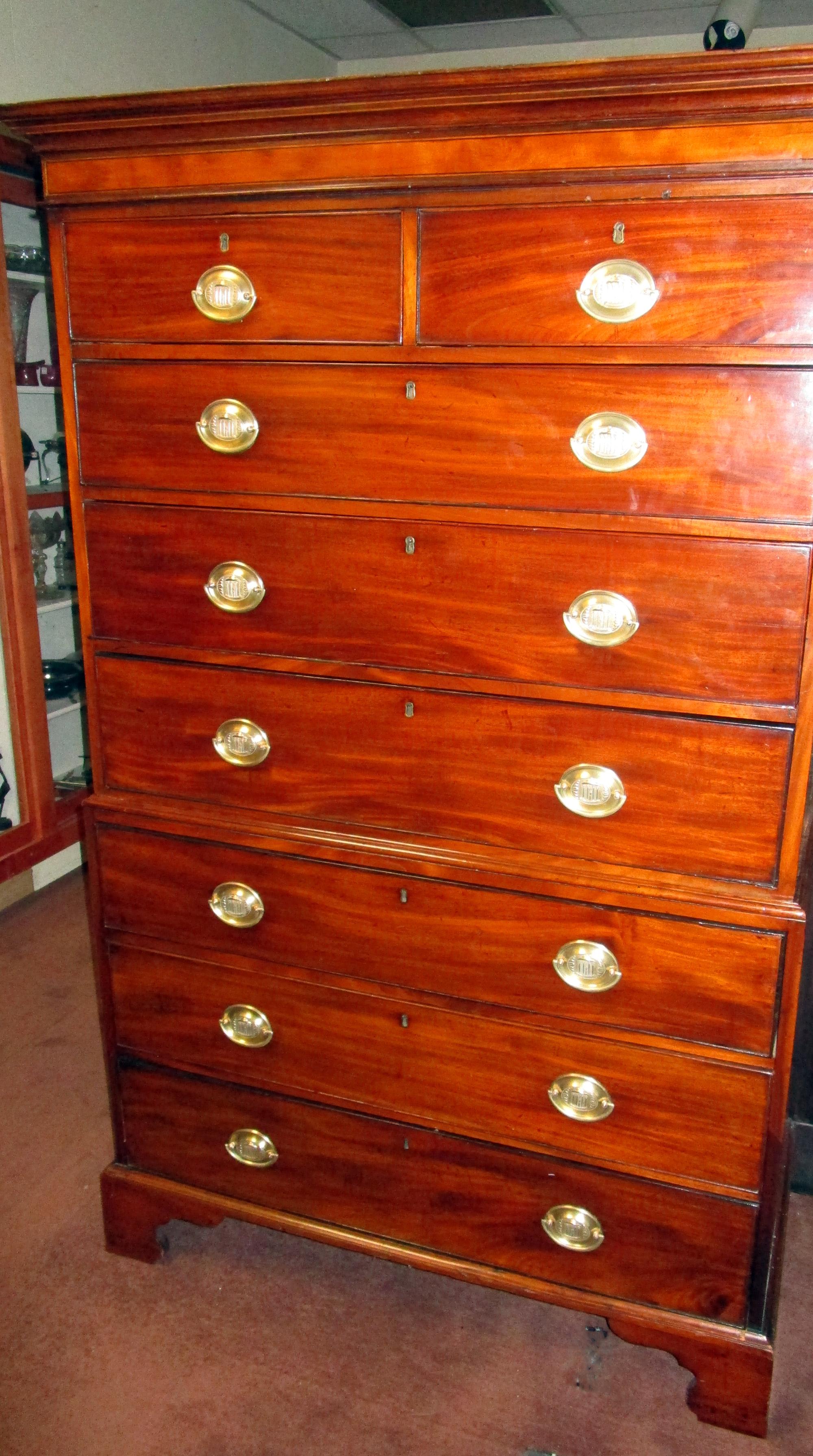 18th century English Mahogany Chippendale Chest on Chest For Sale 2